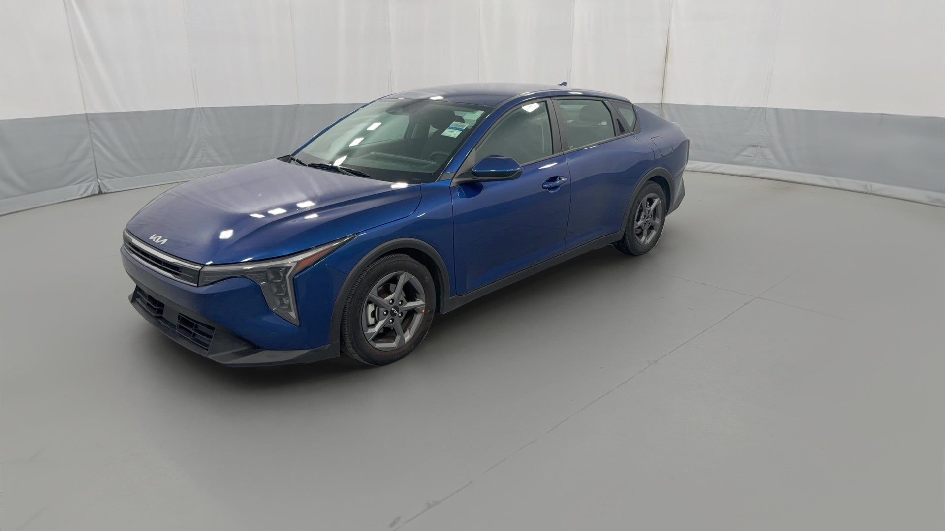 2025 Kia K4 vehicle photo