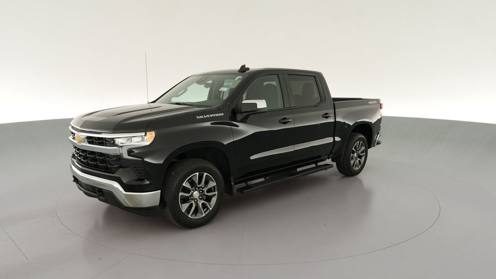 2023 Chevrolet Silverado 1500 Crew Cab vehicle photo