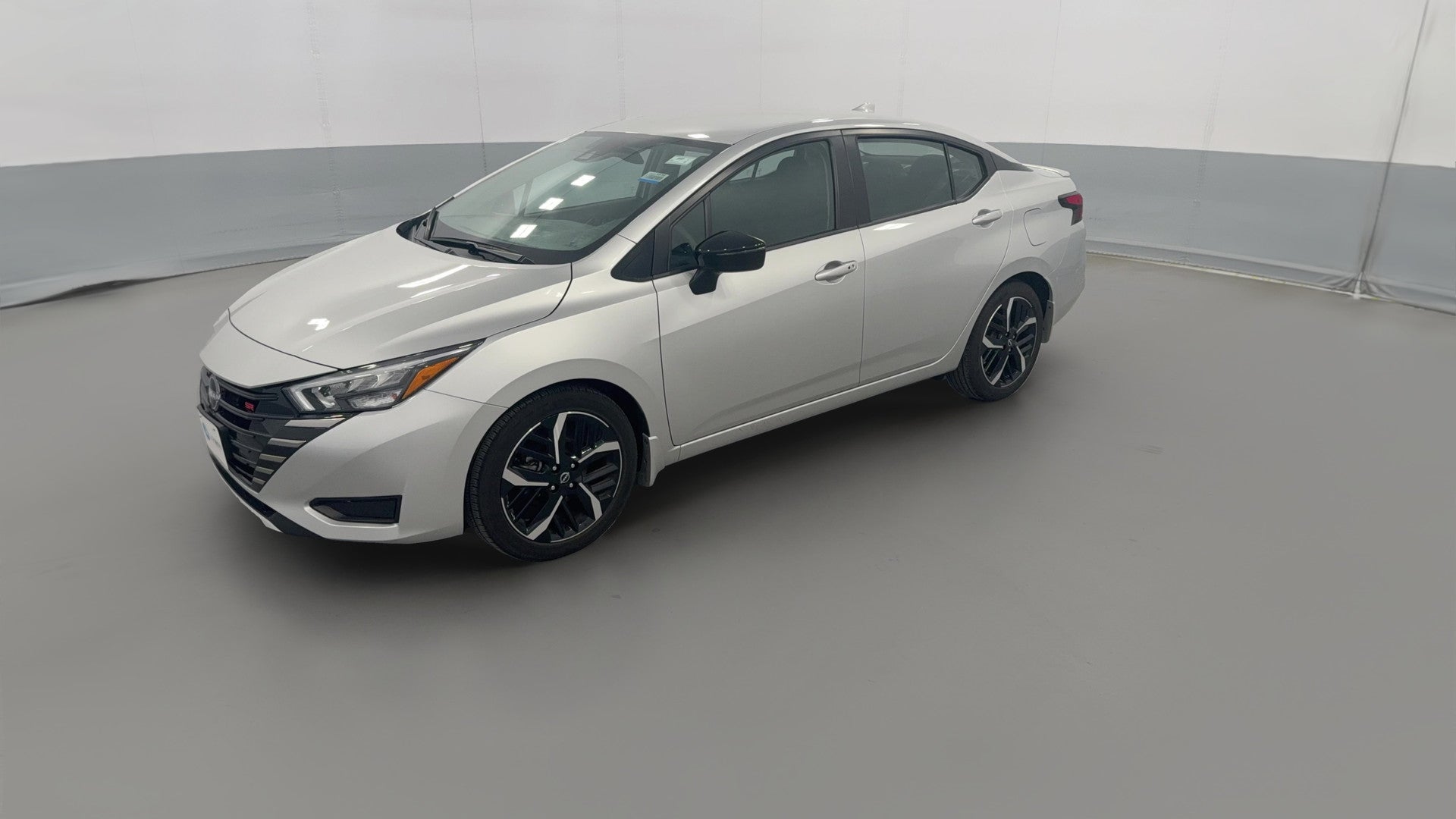 2025 Nissan Versa vehicle photo