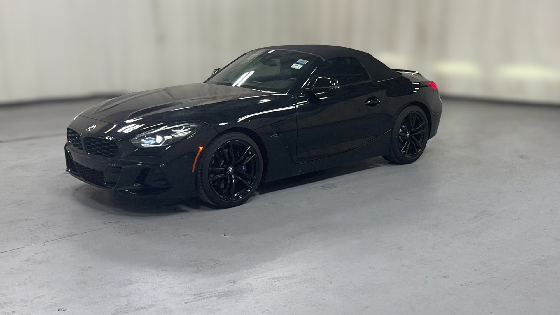 2025 BMW Z4 vehicle photo