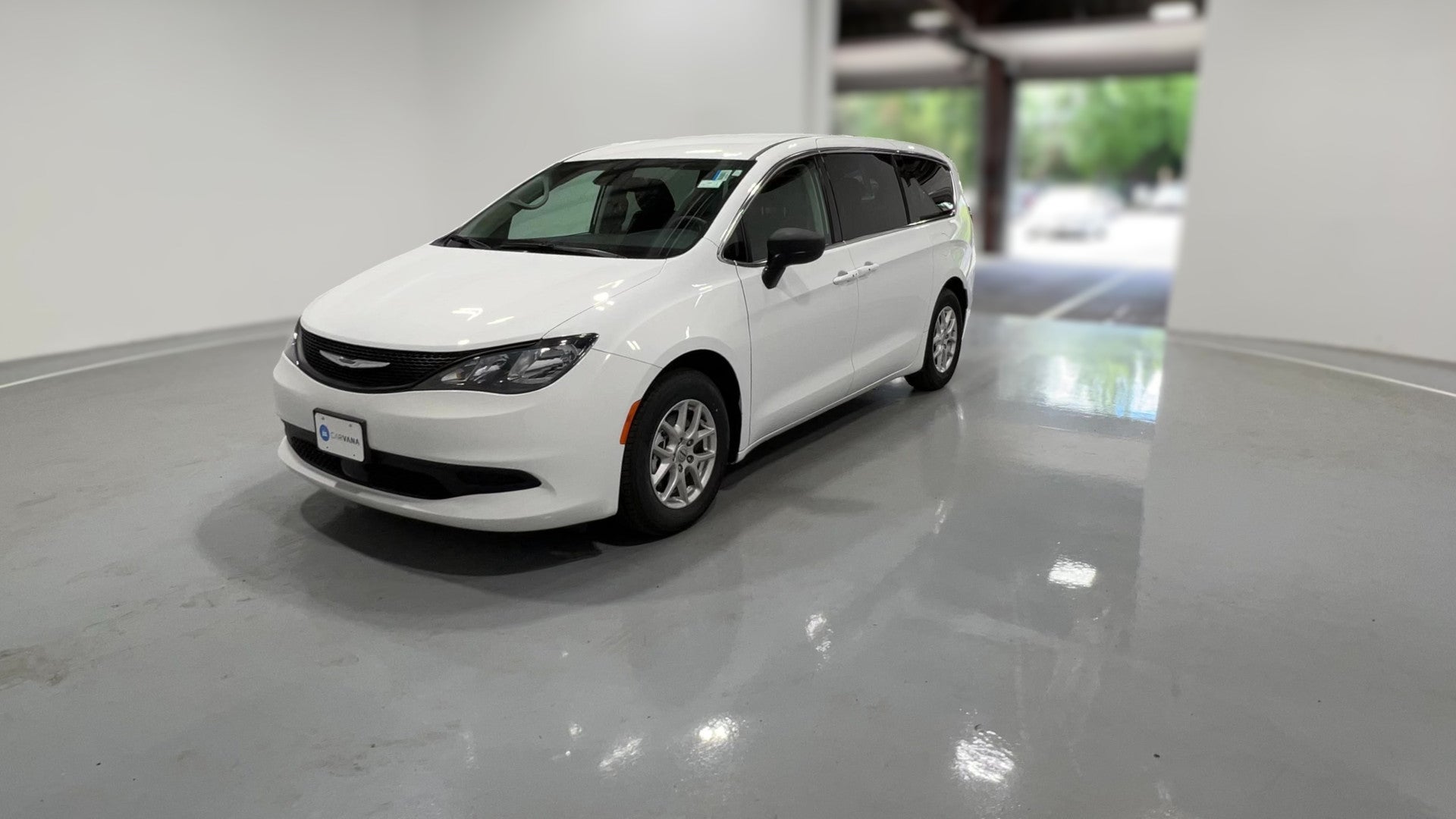 2024 Chrysler Voyager vehicle photo