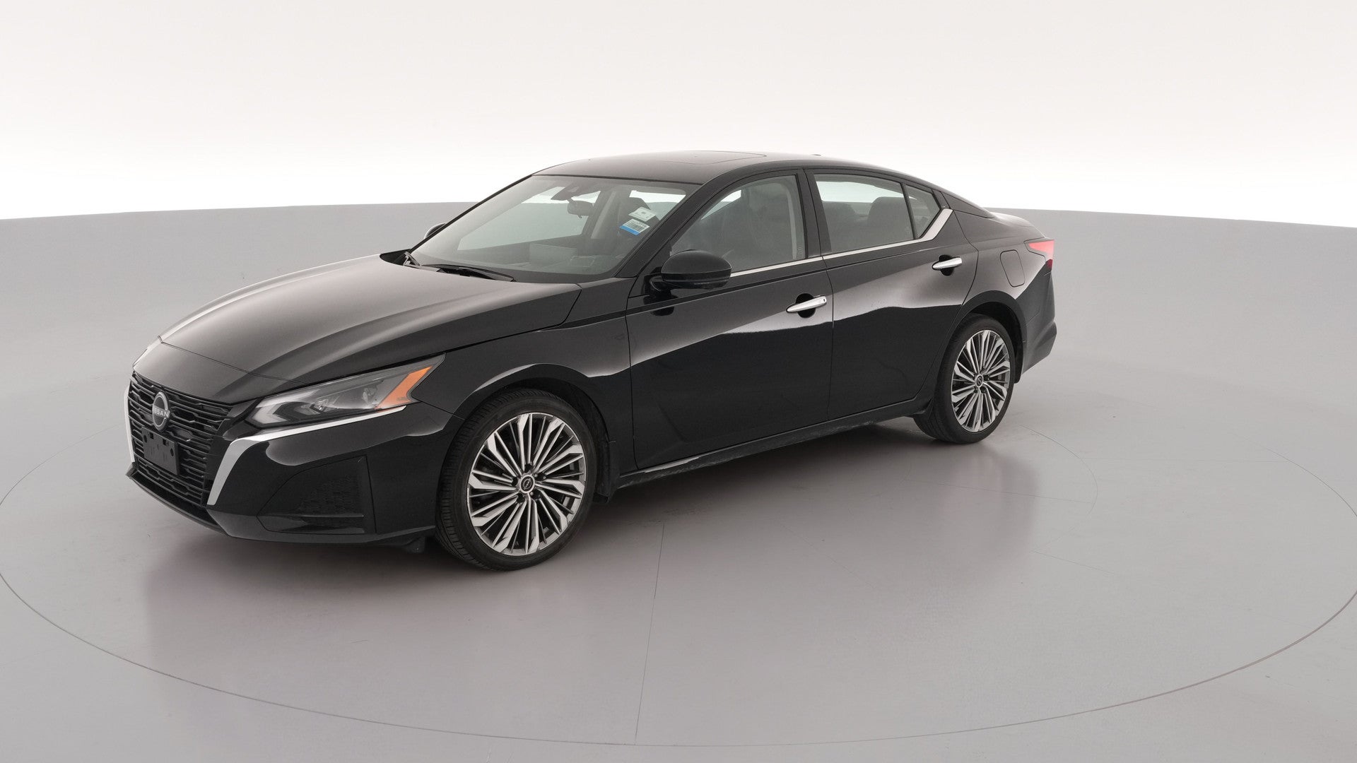 2024 Nissan Altima vehicle photo