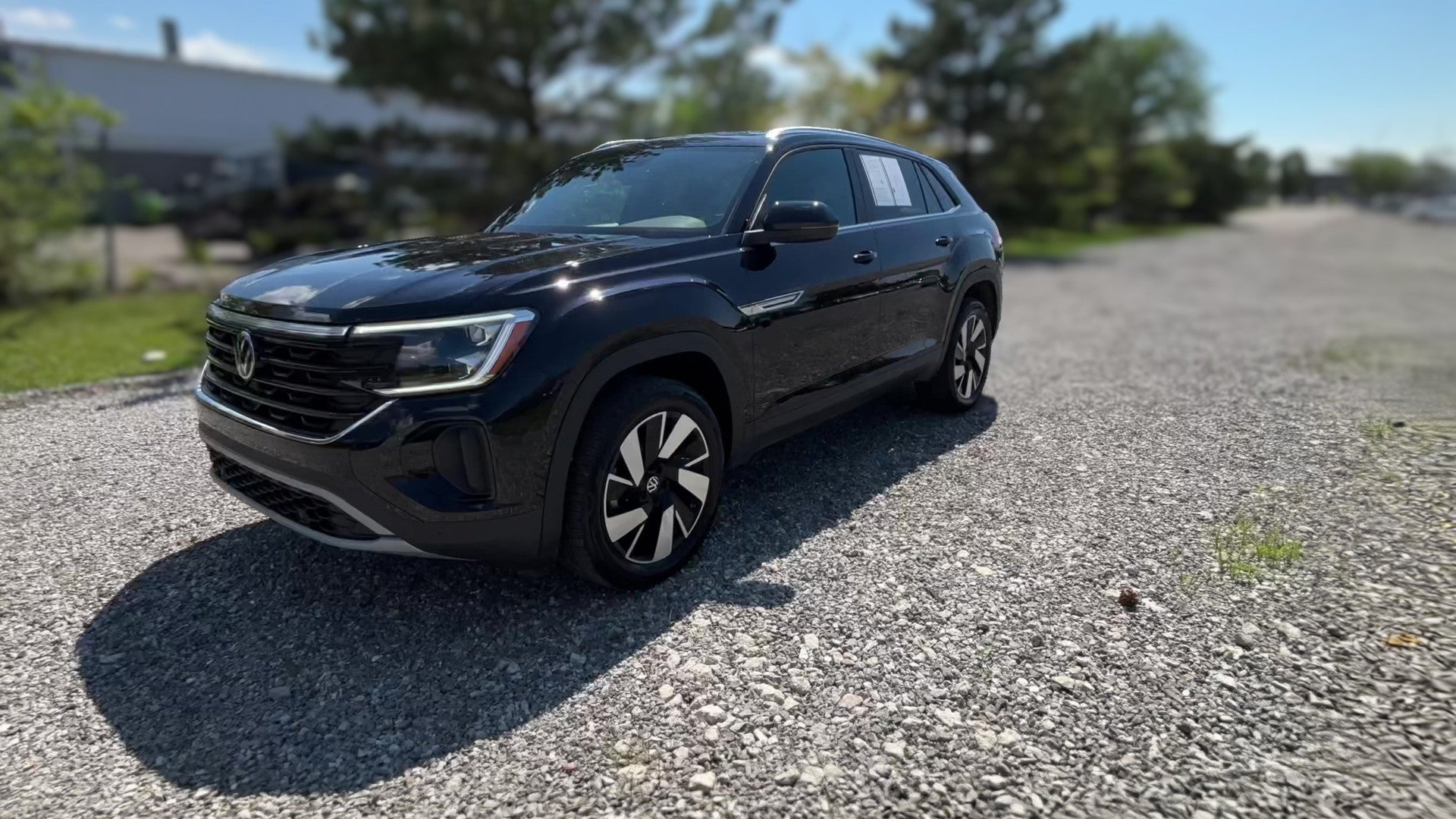 2026 Volkswagen Atlas Cross Sport vehicle photo