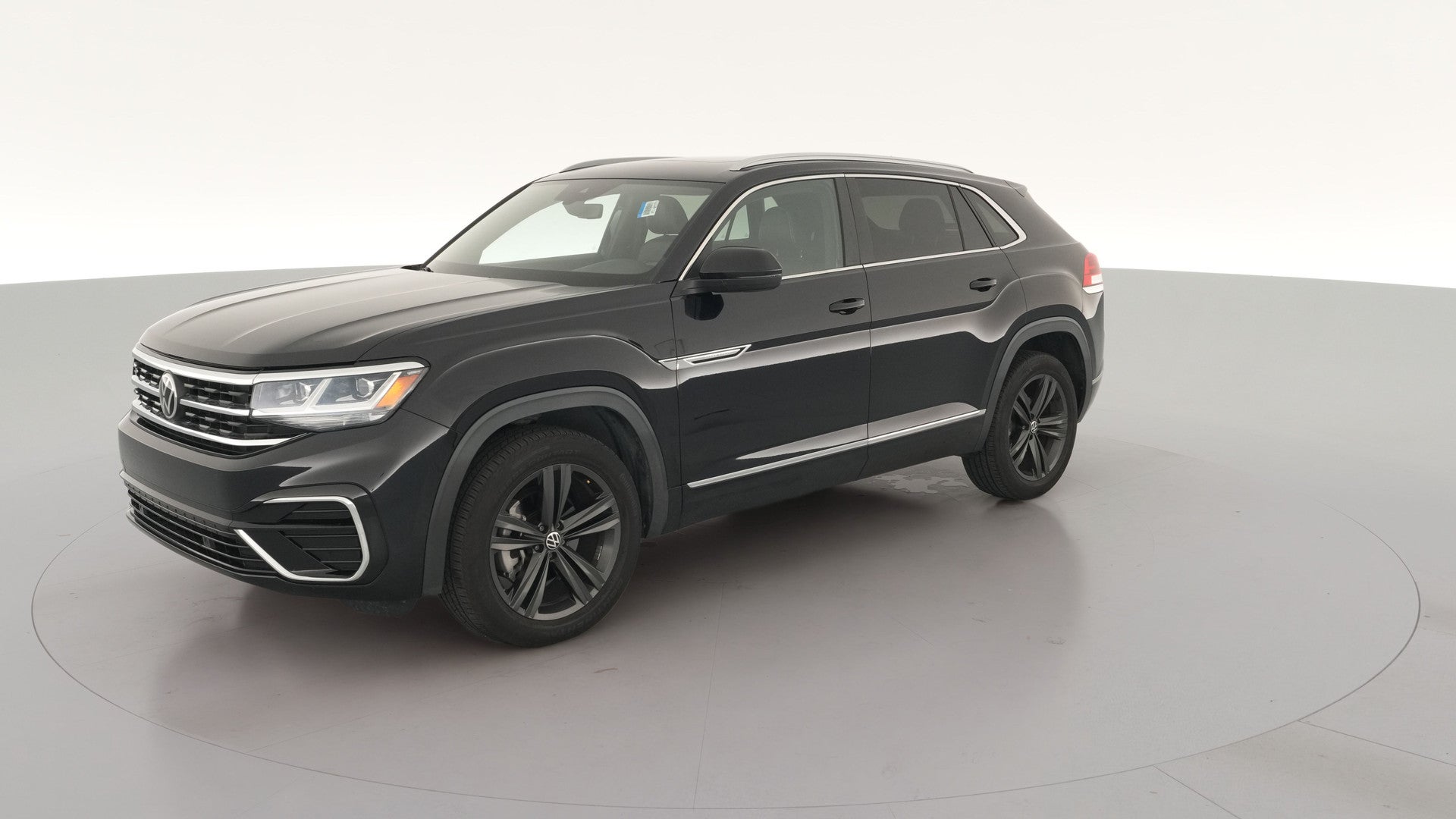 2022 Volkswagen Atlas Cross Sport vehicle photo