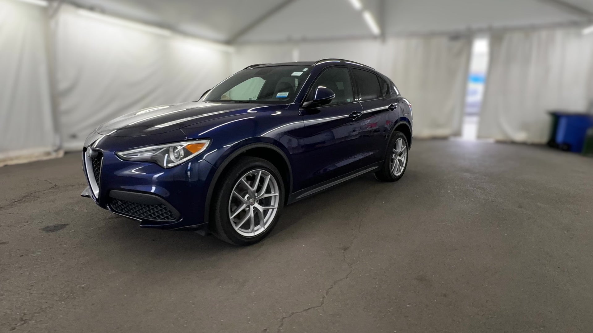 2018 Alfa Romeo Stelvio vehicle photo