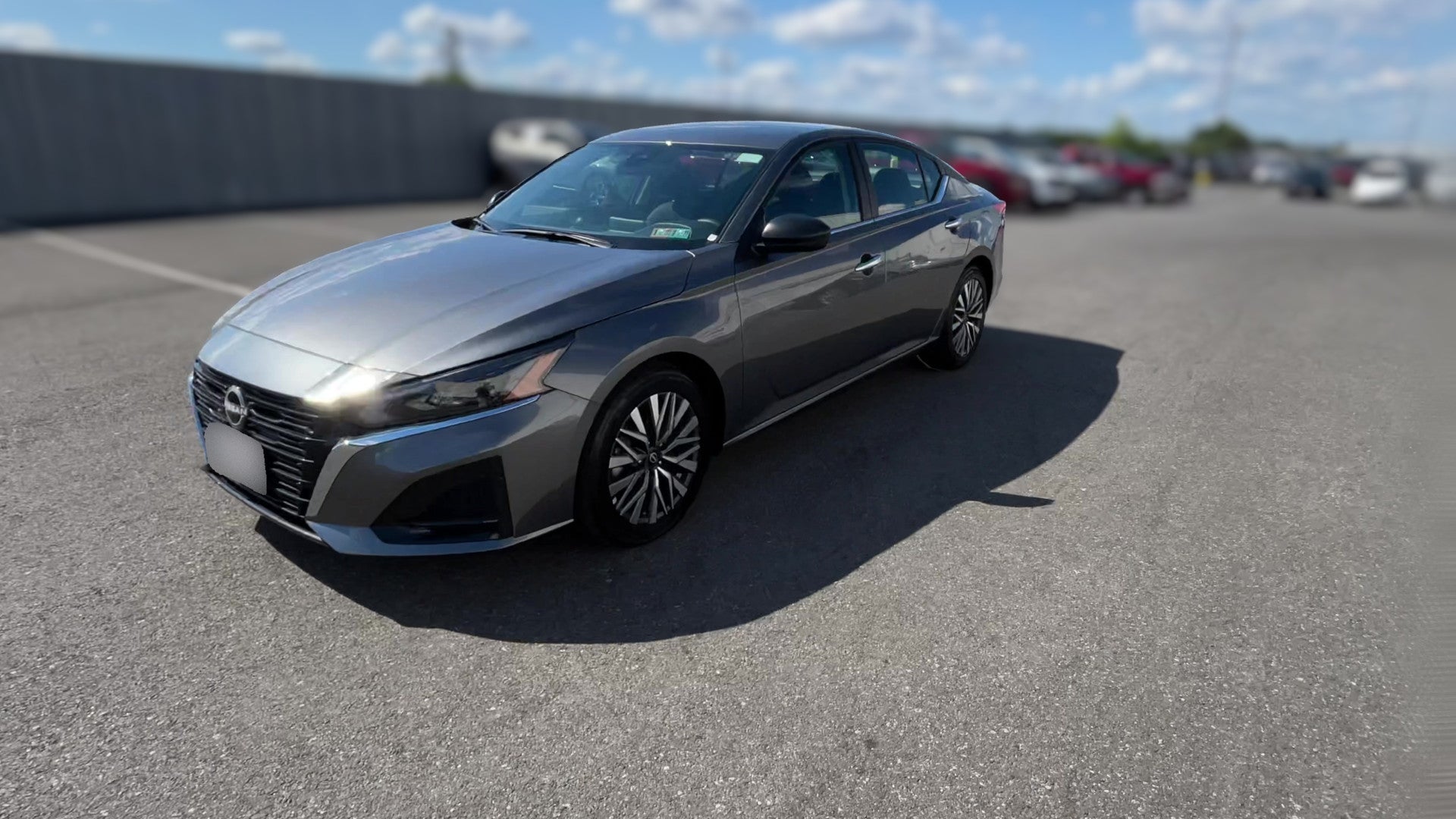 2025 Nissan Altima vehicle photo