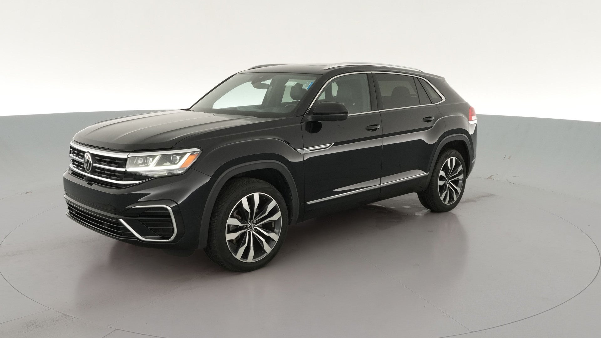 2023 Volkswagen Atlas Cross Sport vehicle photo