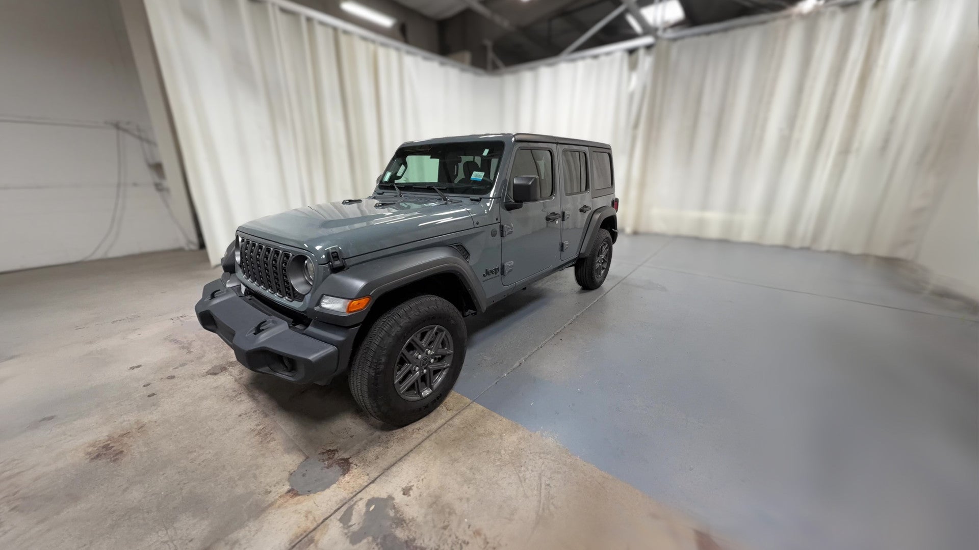 2025 Jeep Wrangler 4 Door vehicle photo