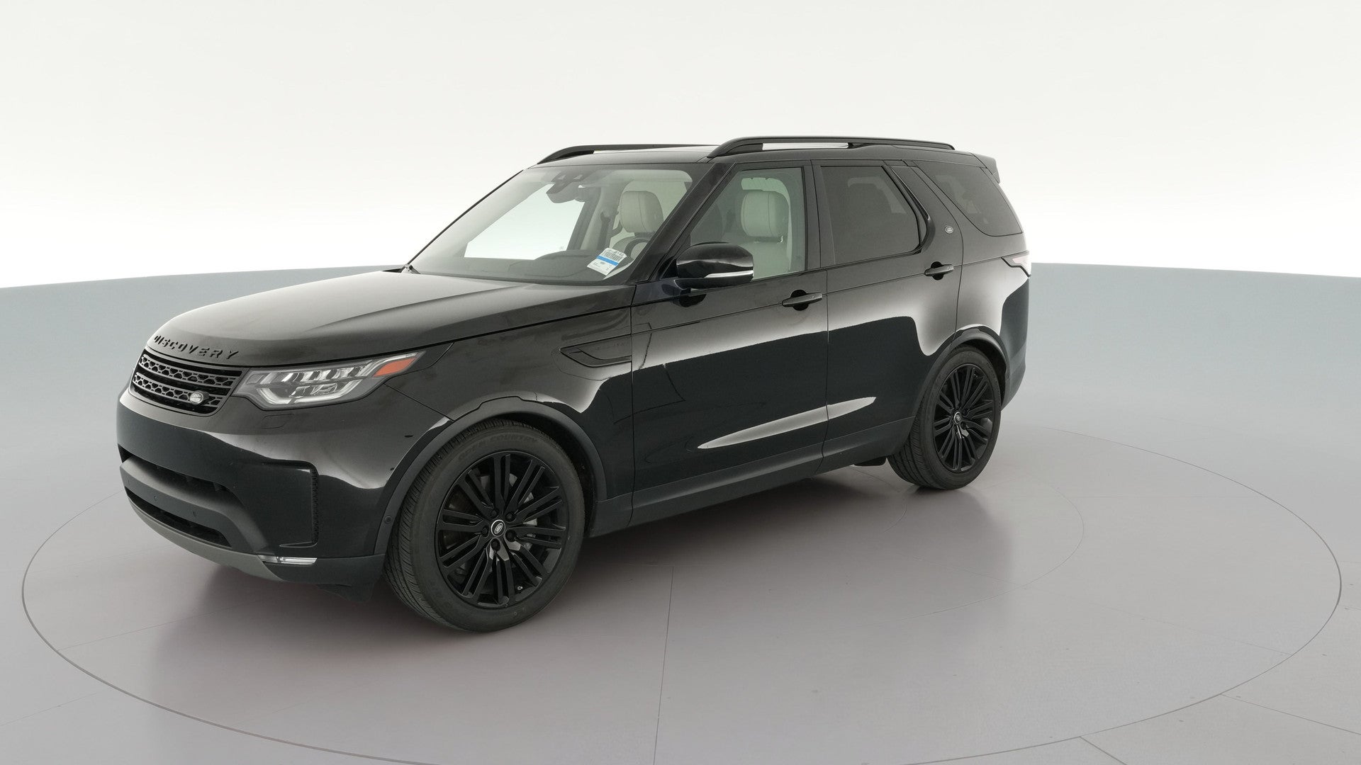 2020 Land Rover Discovery vehicle photo