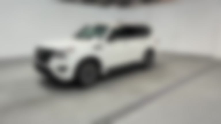 2023 Nissan Armada vehicle photo