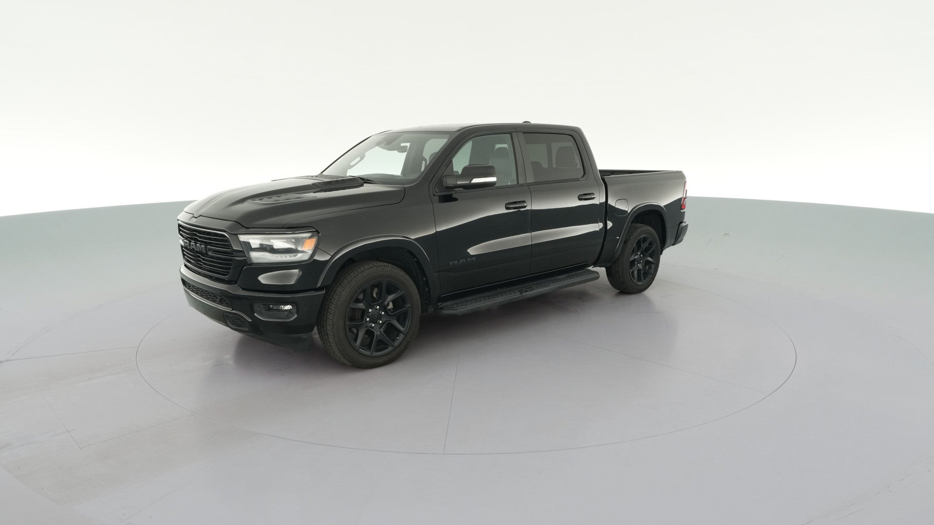 2022 Ram 1500 Crew Cab vehicle photo
