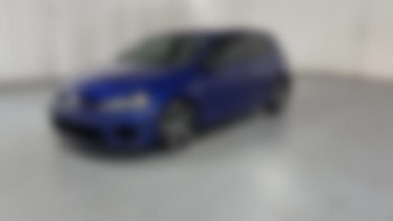 2016 Volkswagen Golf R vehicle photo