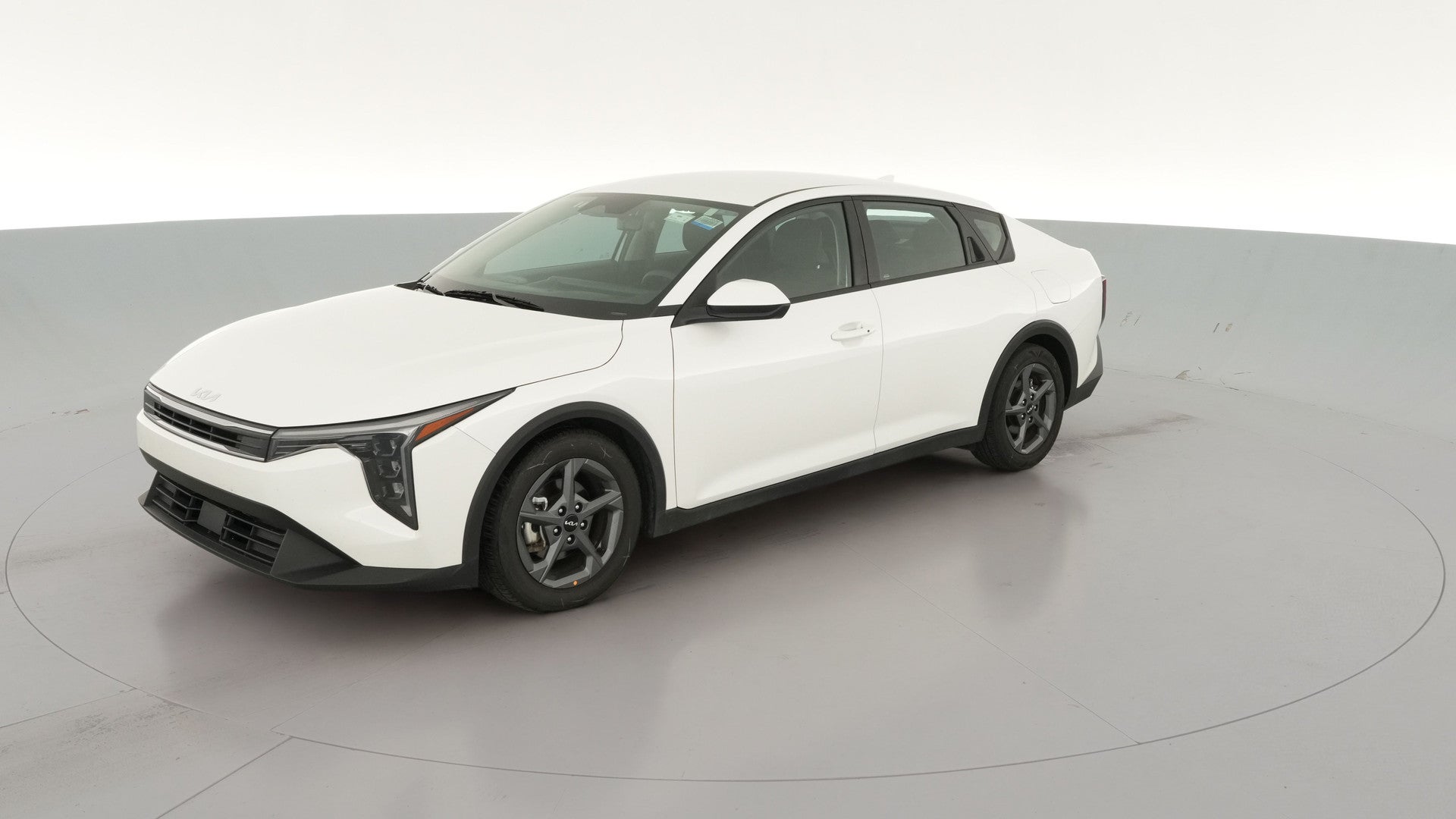 2025 Kia K4 vehicle photo