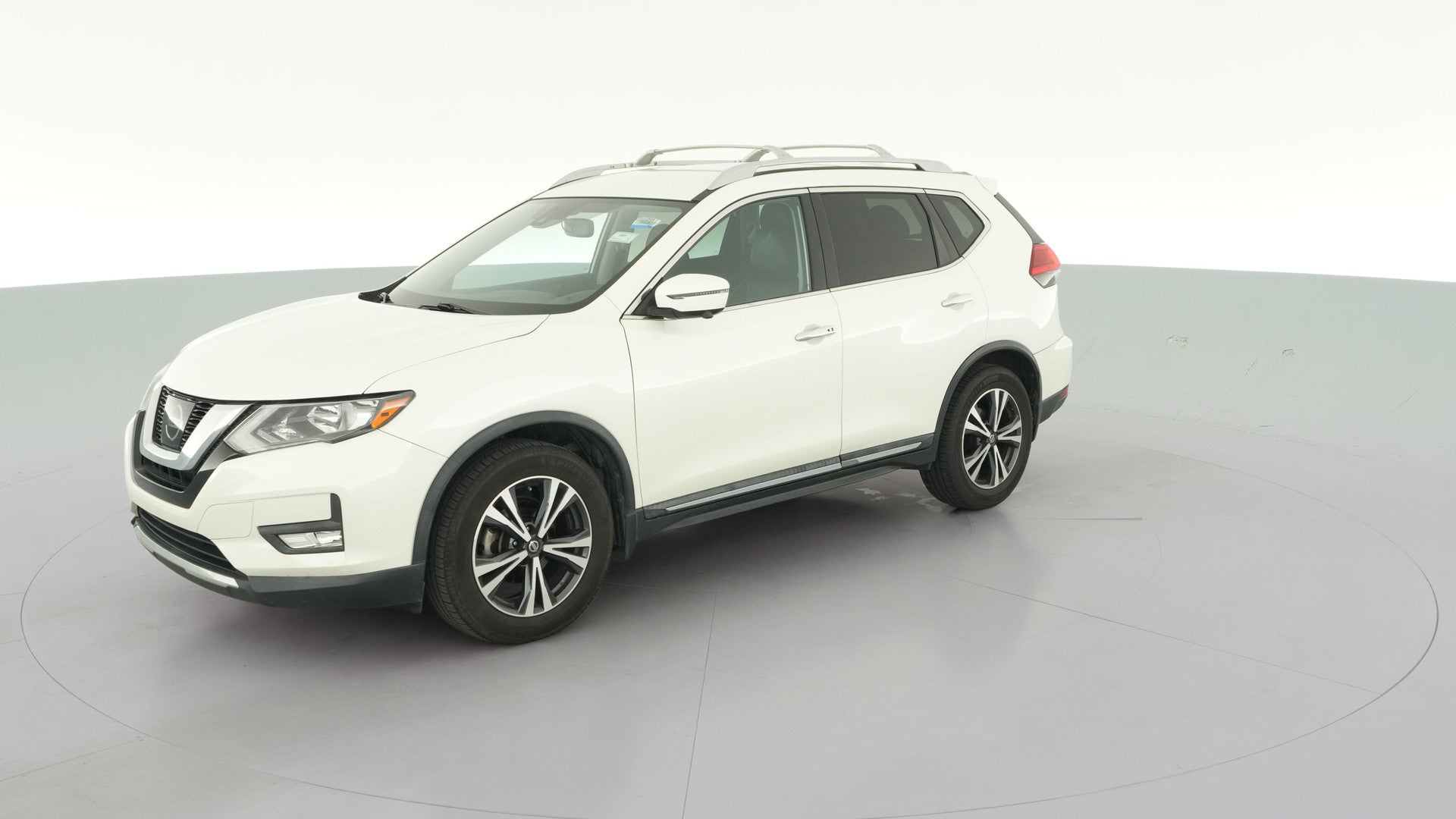 2017 Nissan Rogue vehicle photo
