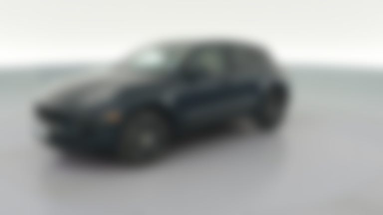 2023 Porsche Macan vehicle photo