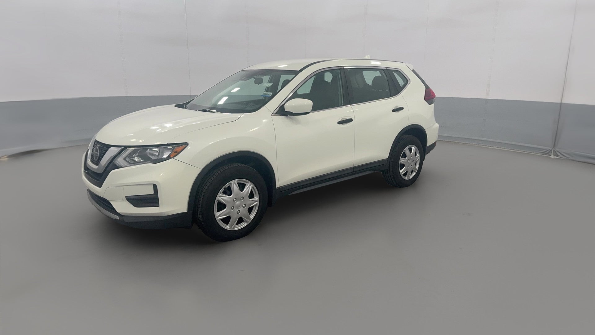 2020 Nissan Rogue vehicle photo