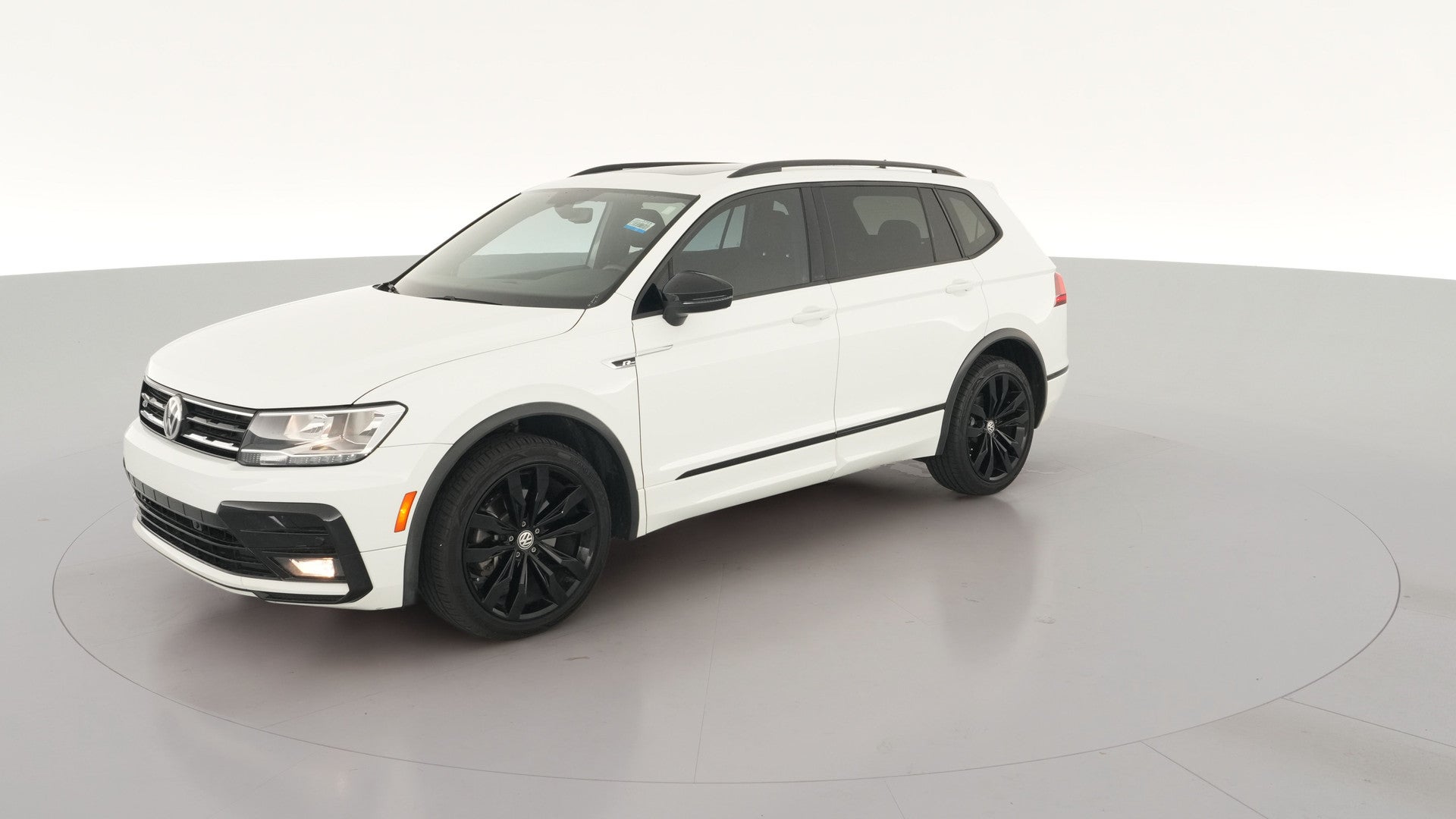 2021 Volkswagen Tiguan vehicle photo