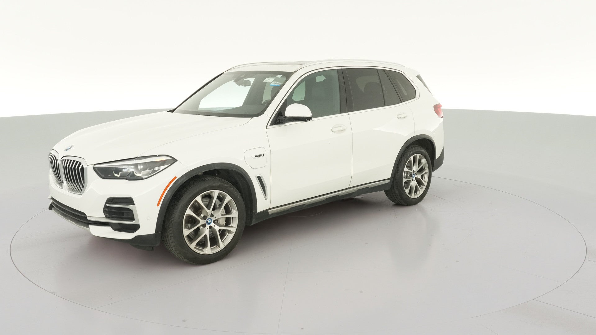 2023 BMW X5 vehicle photo