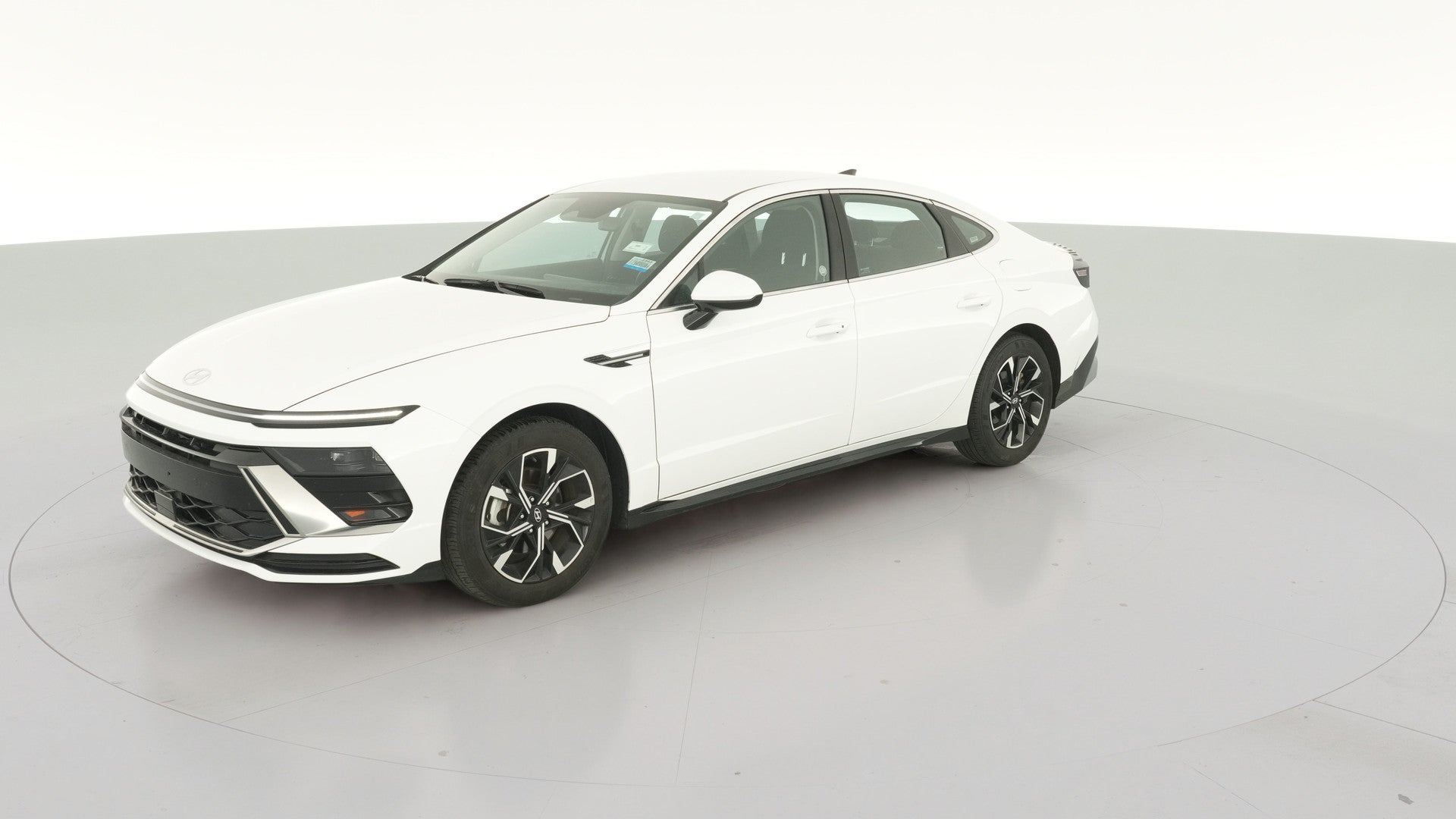 2025 Hyundai Sonata vehicle photo