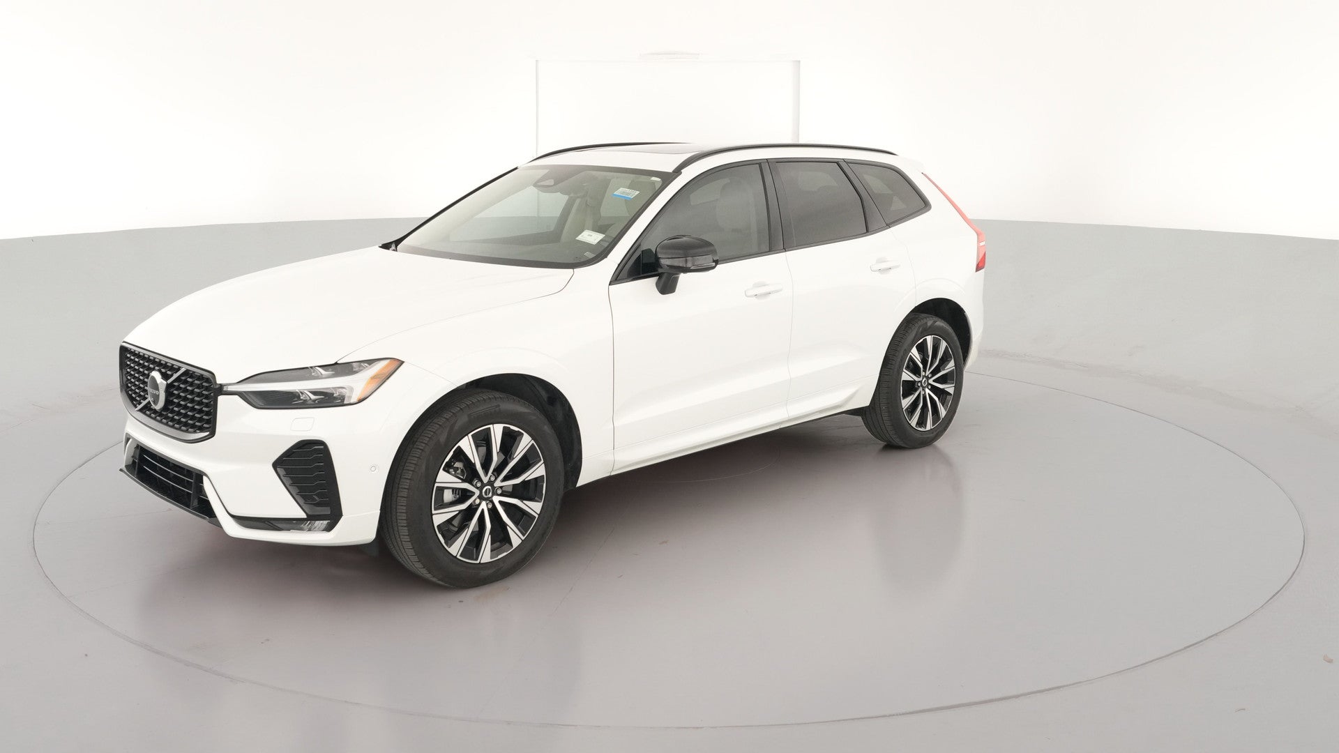2024 Volvo XC60 vehicle photo