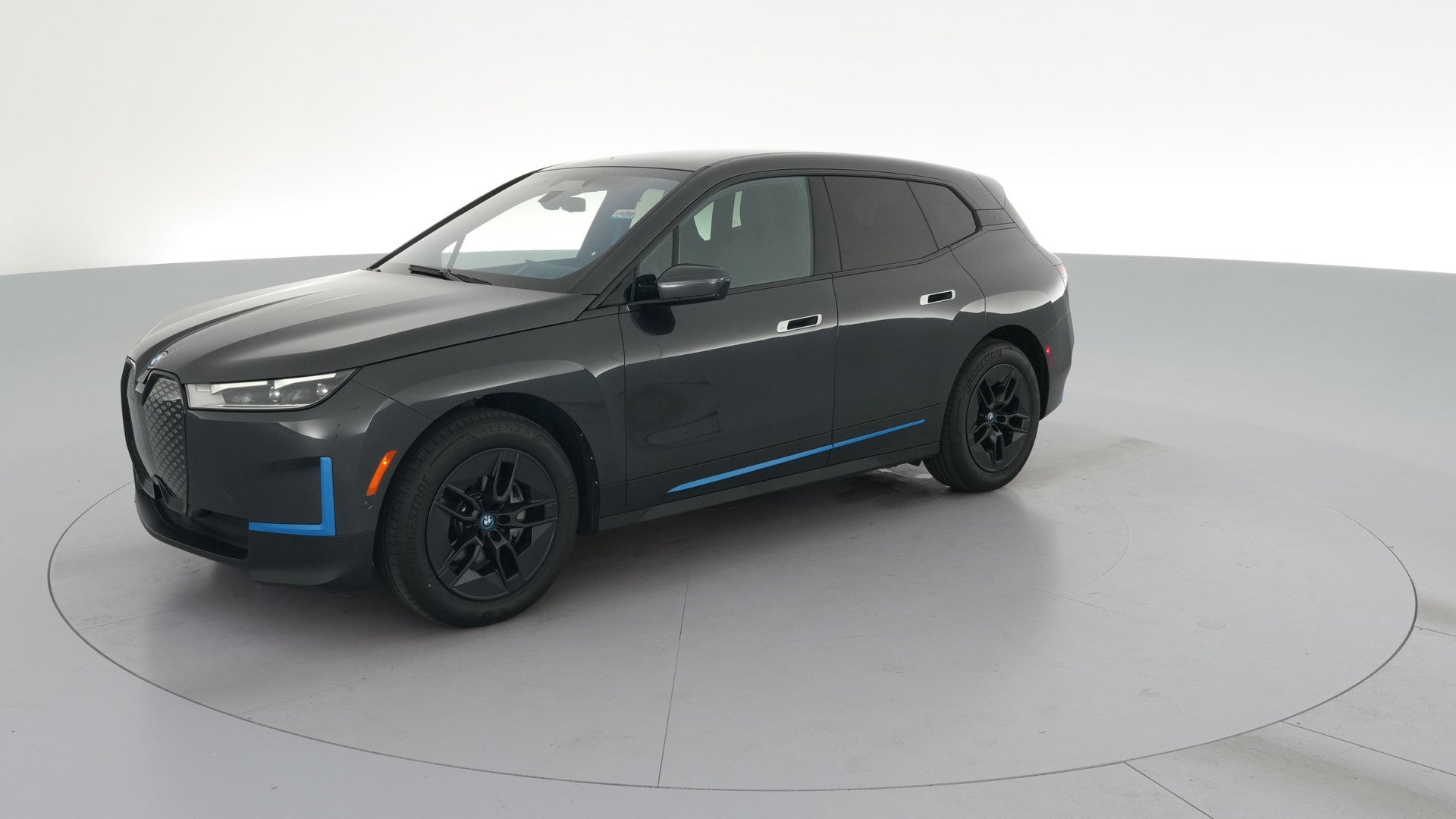 2024 BMW iX vehicle photo