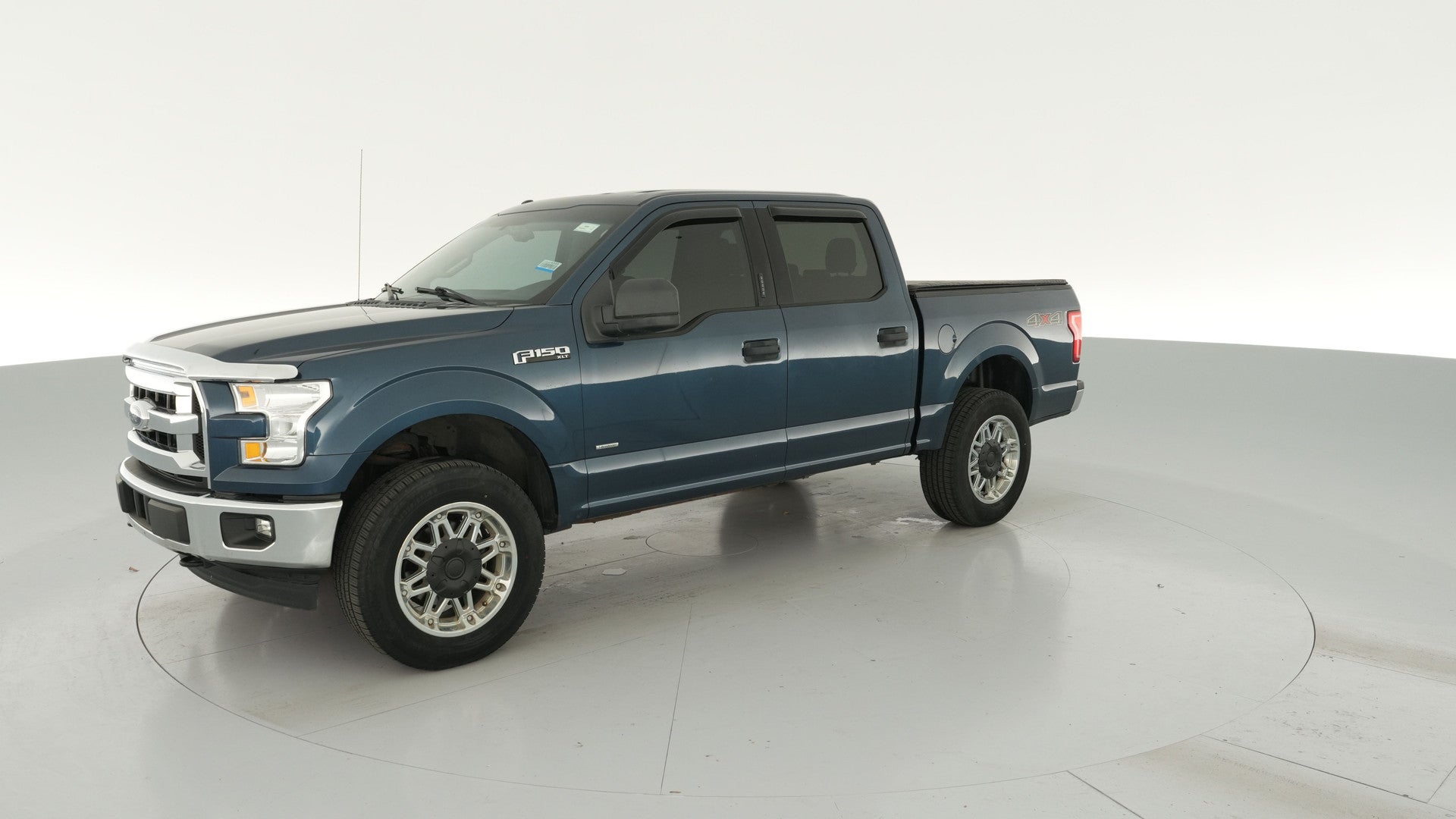 2017 Ford F150 SuperCrew Cab vehicle photo
