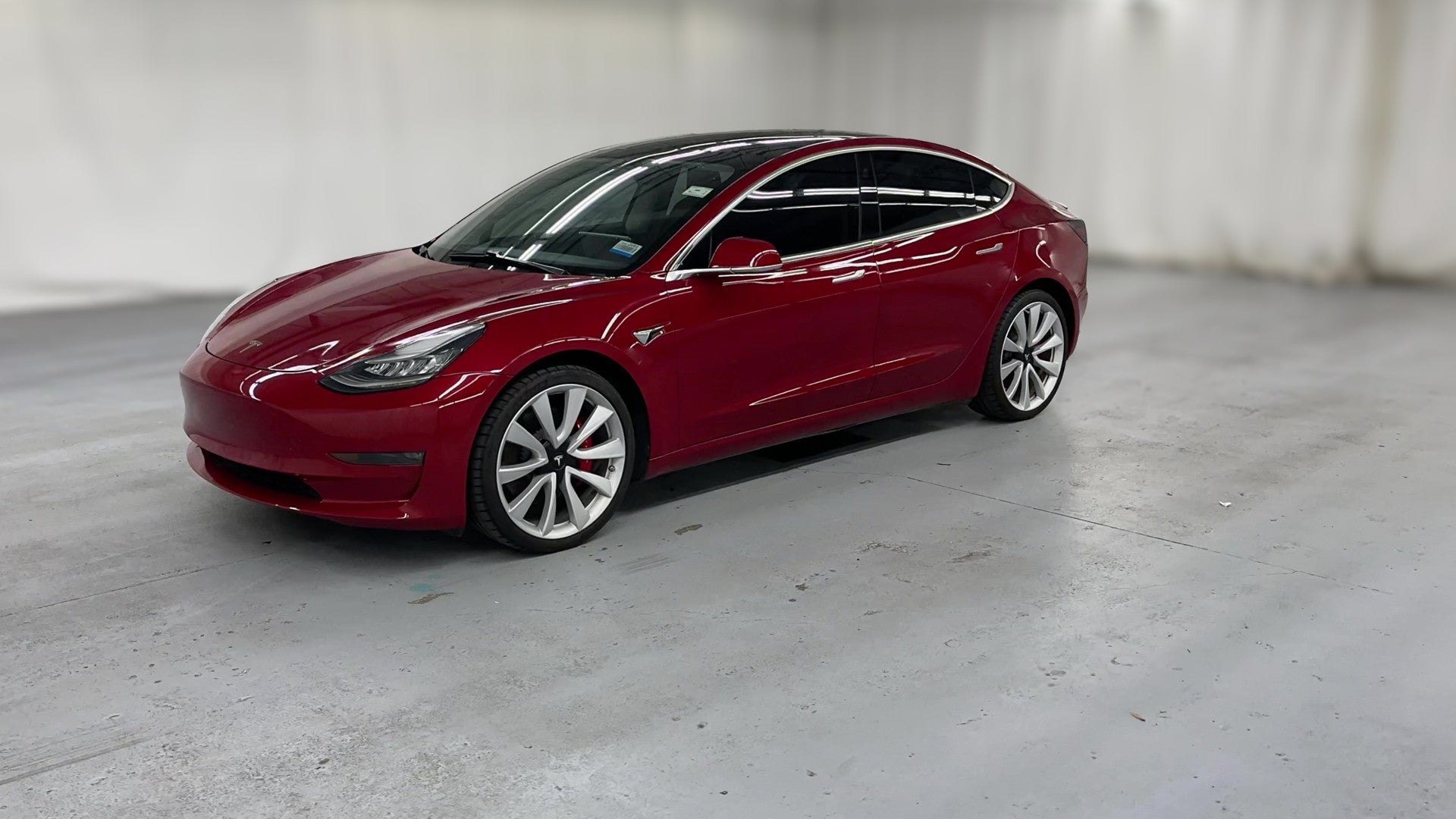 2019 Tesla Model 3 vehicle photo