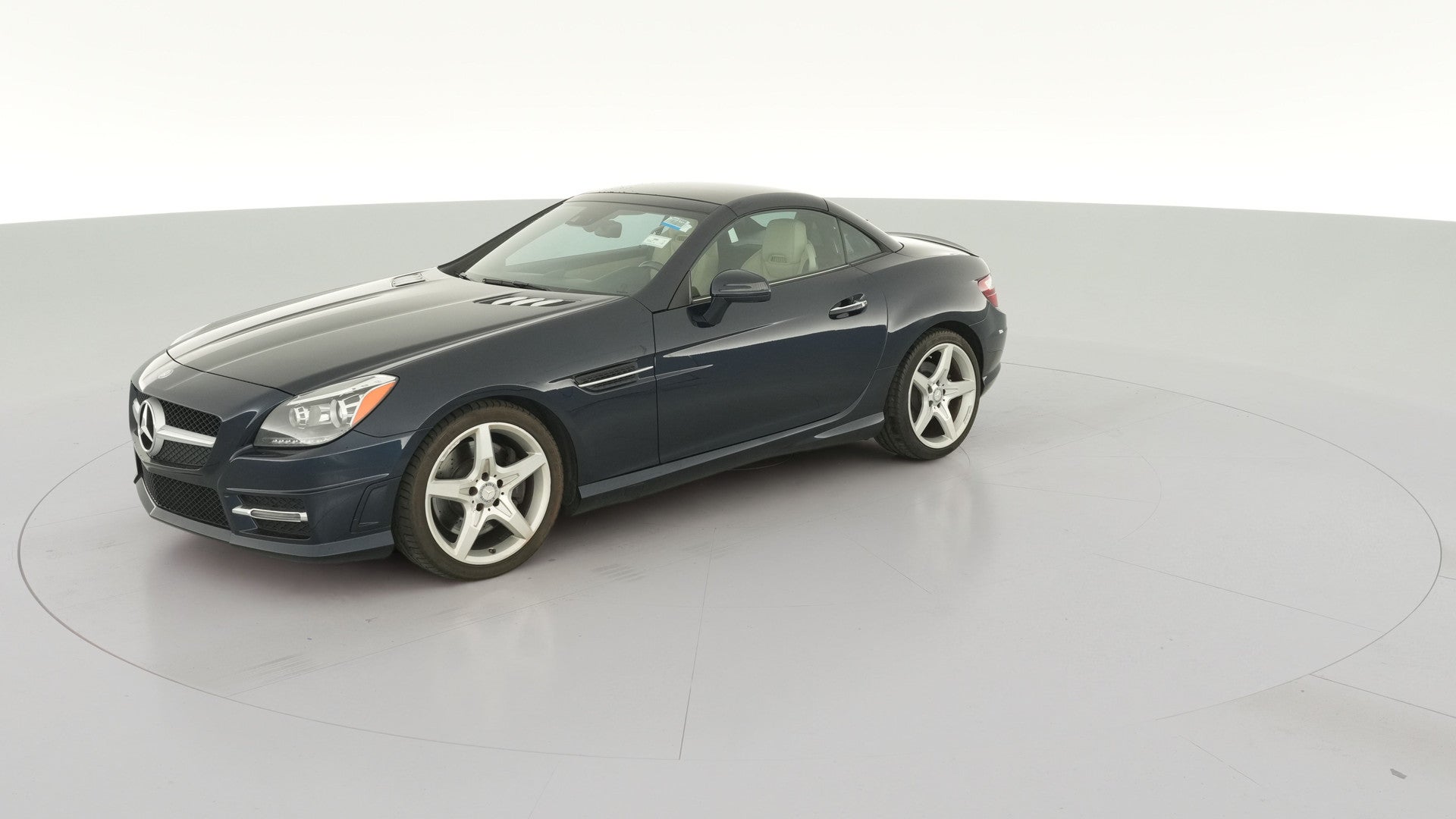 2015 Mercedes-Benz SLK-Class vehicle photo