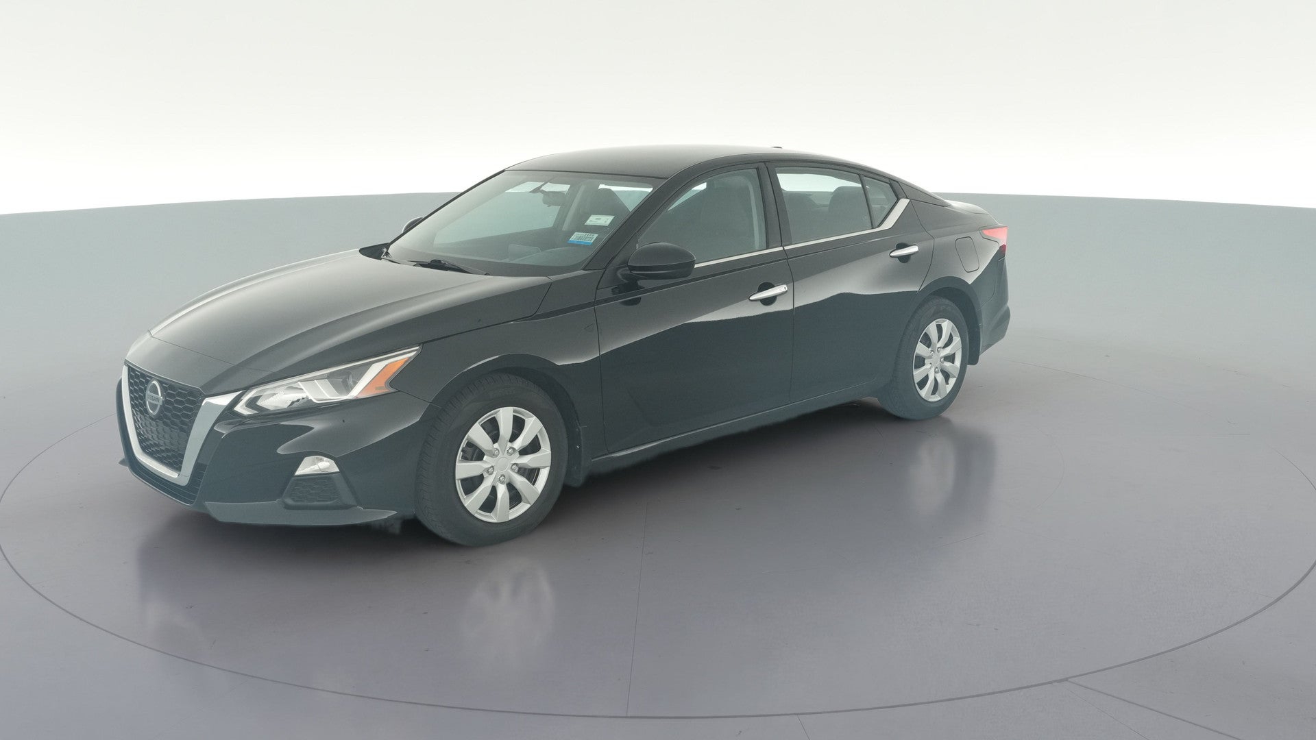 2020 Nissan Altima vehicle photo