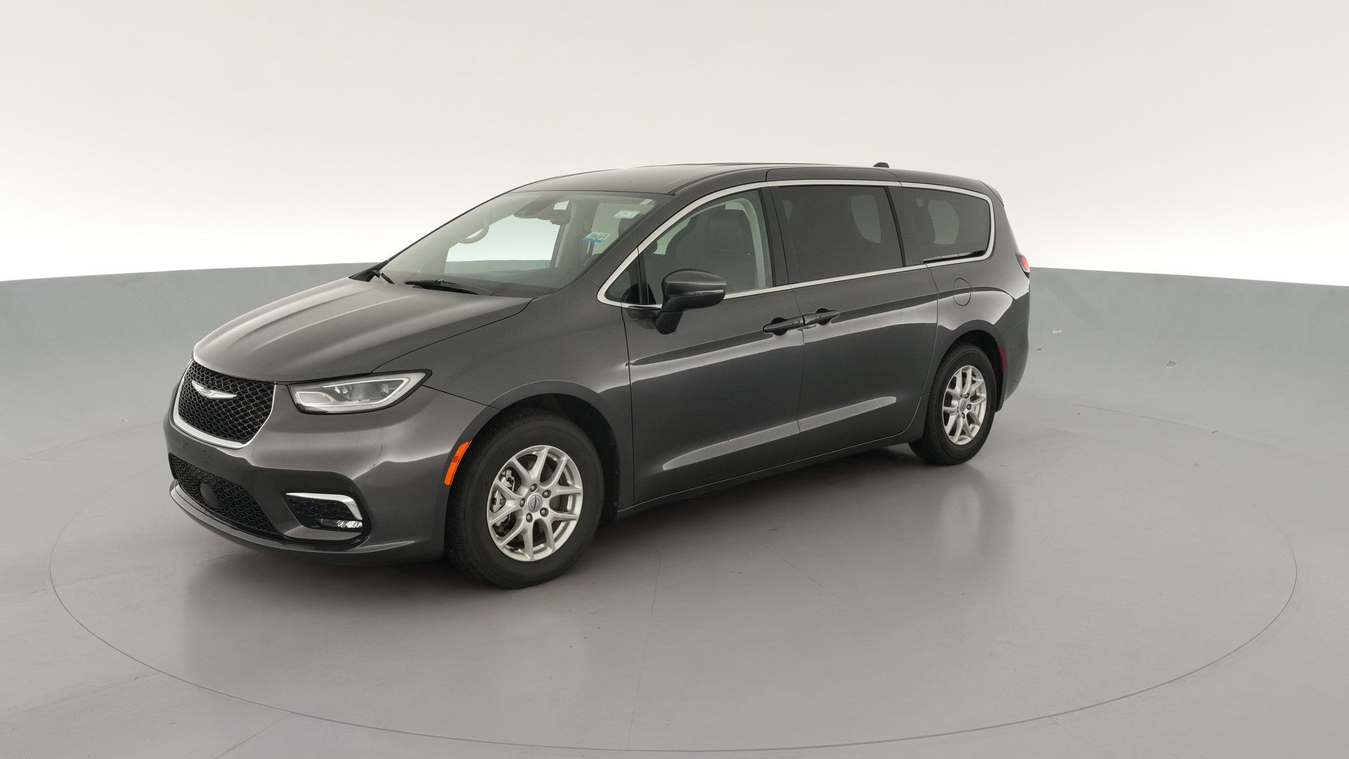 2023 Chrysler Pacifica vehicle photo