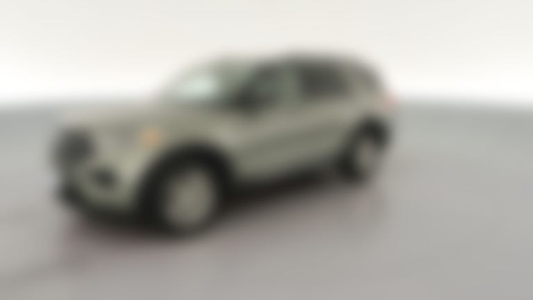 2020 Ford Explorer vehicle photo