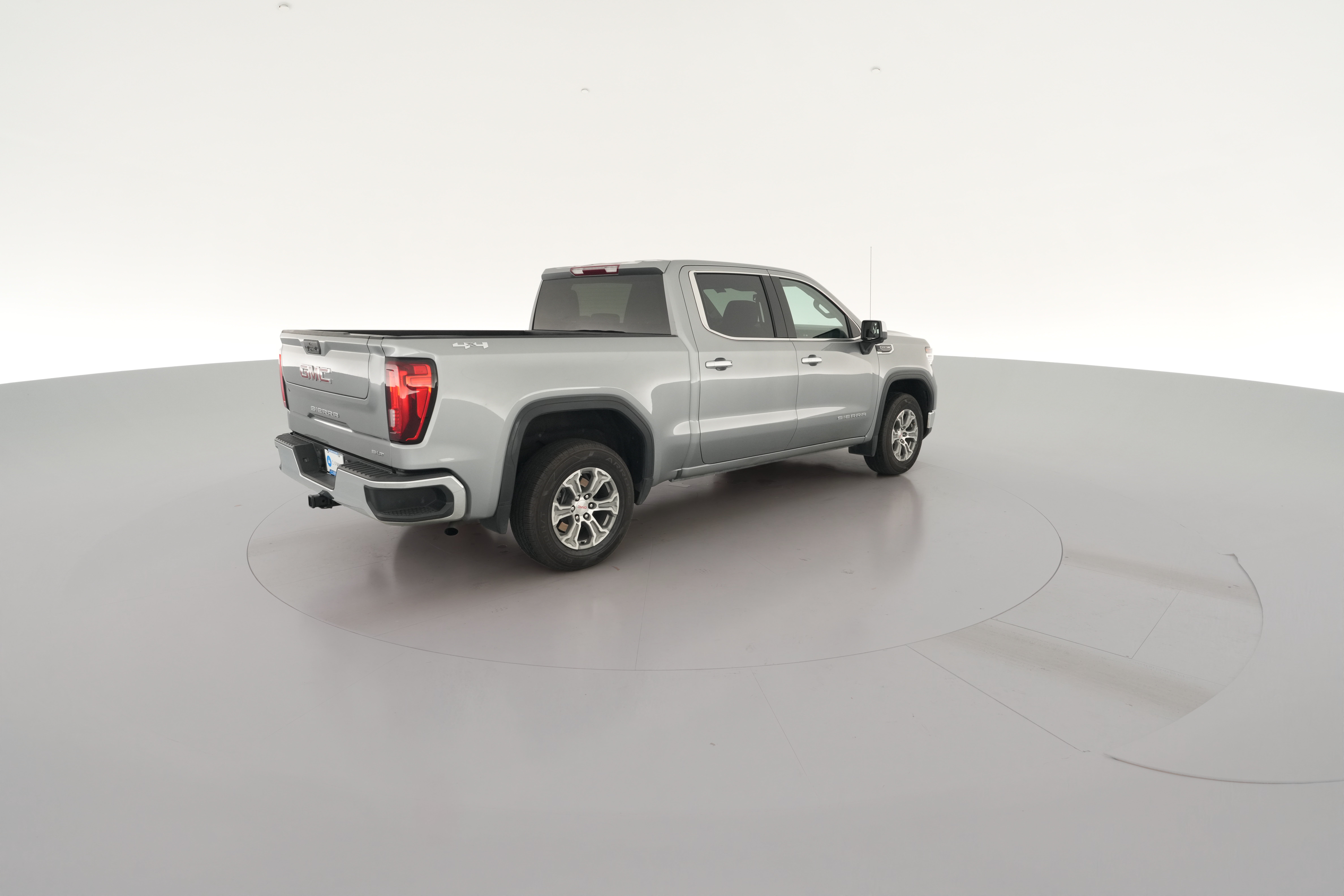 2024 GMC Sierra 1500 SLT - Photo 37