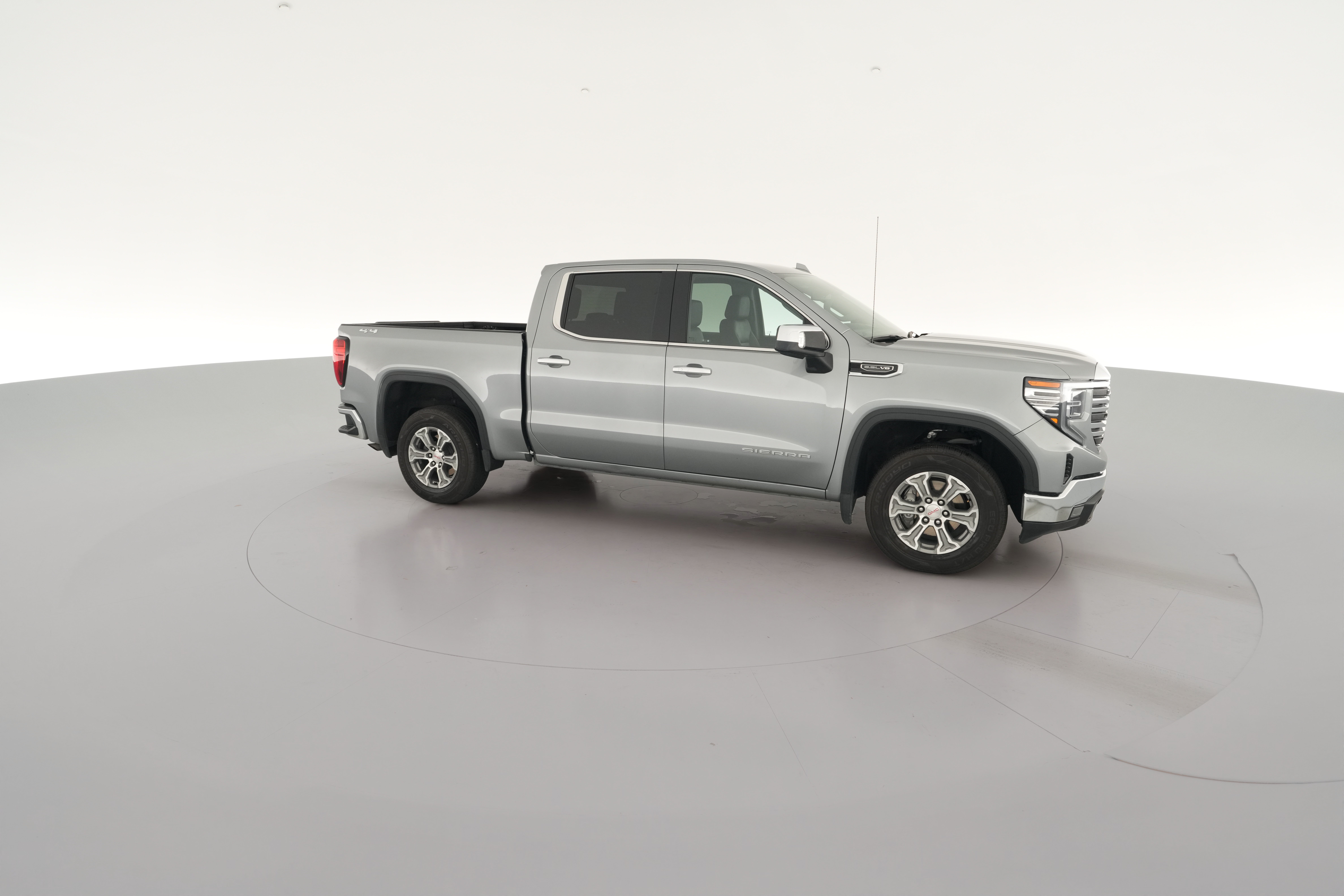 2024 GMC Sierra 1500 SLT - Photo 40