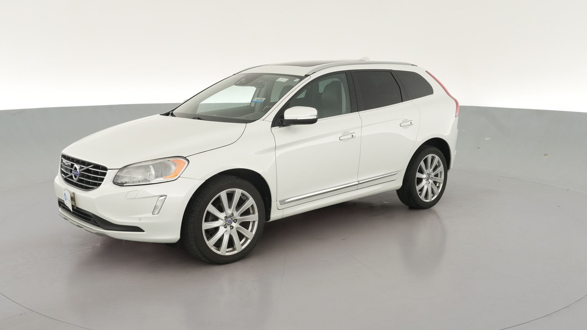 2017 Volvo XC60 vehicle photo