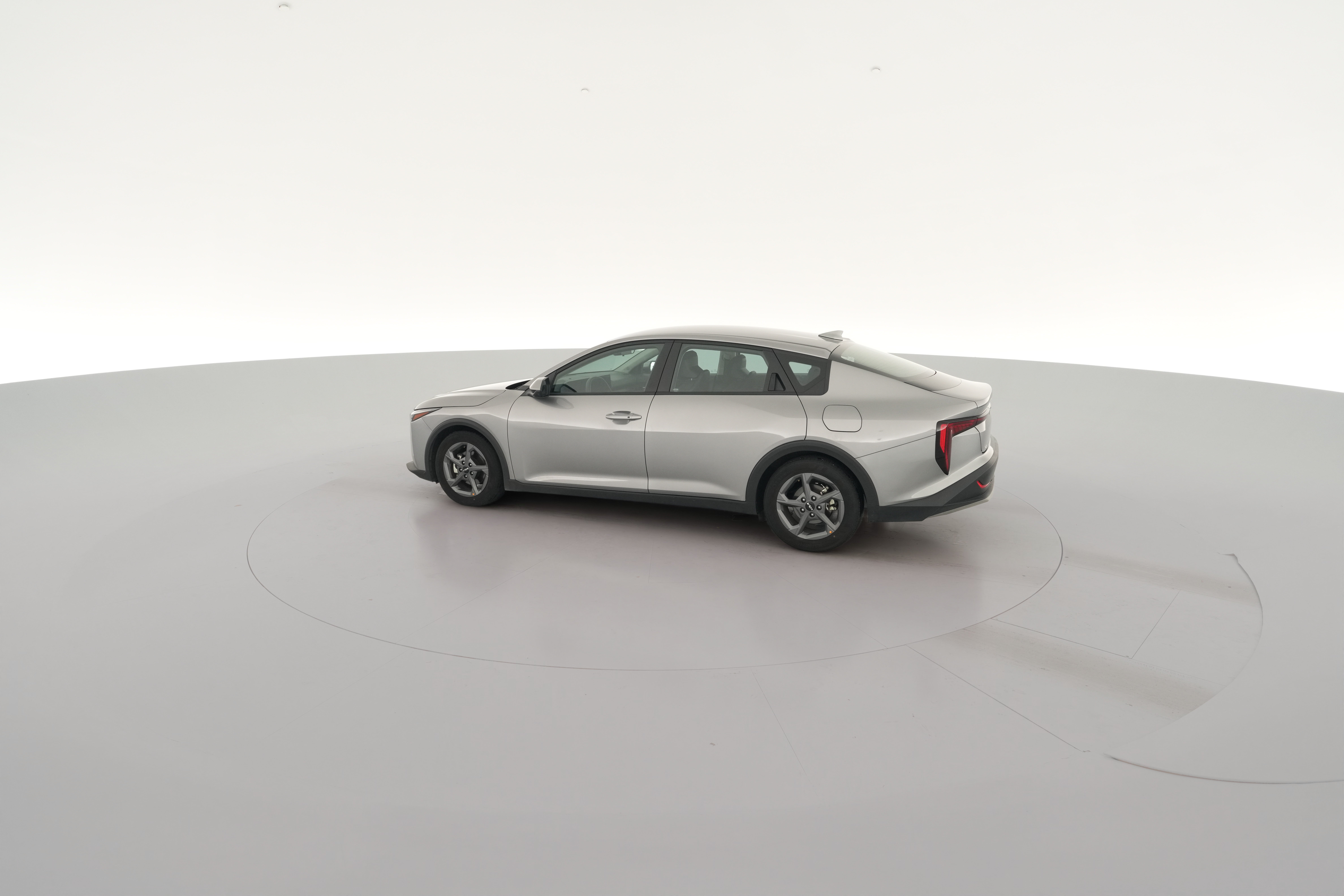 2025 Kia K4 LXS - Photo 25