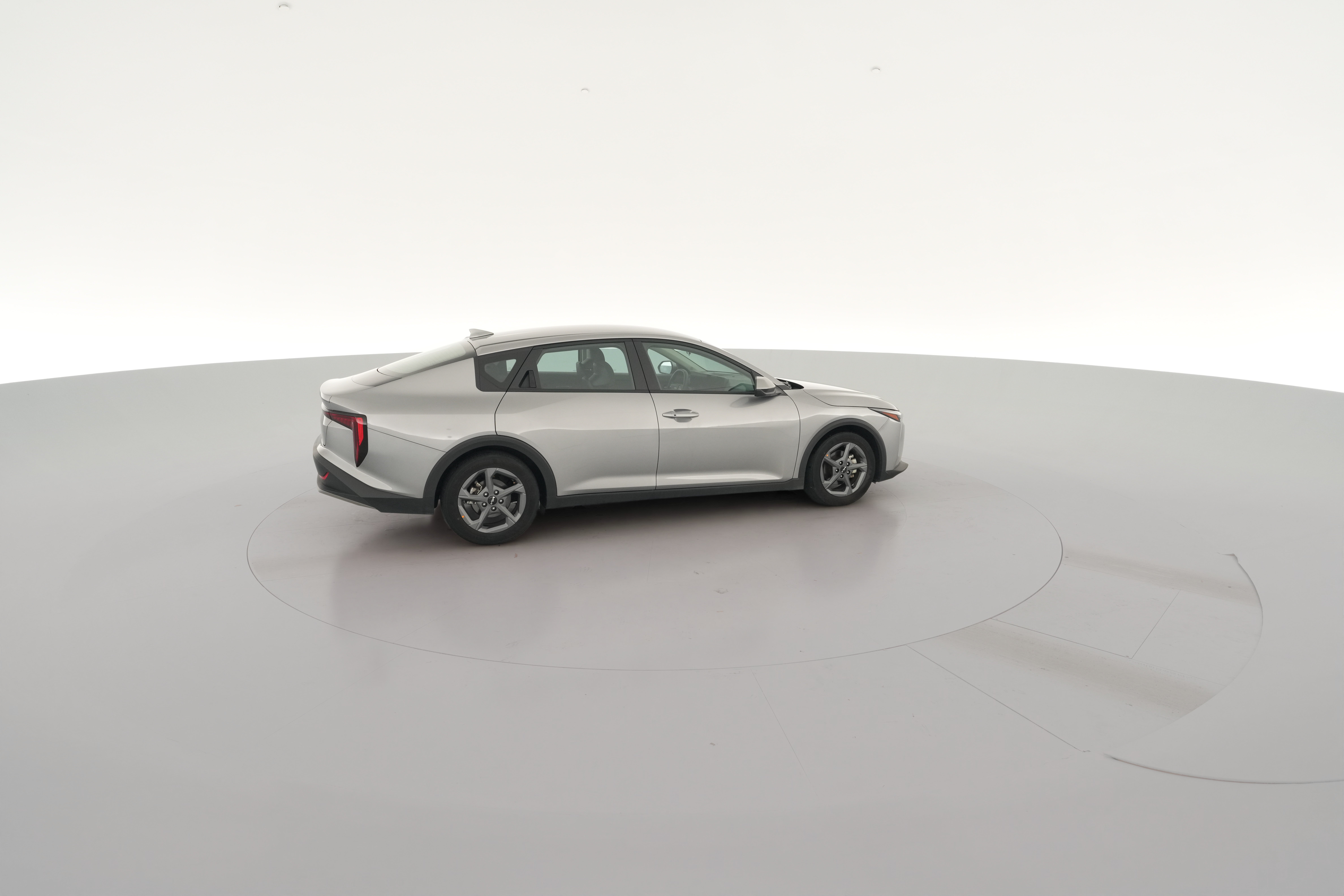 2025 Kia K4 LXS - Photo 31