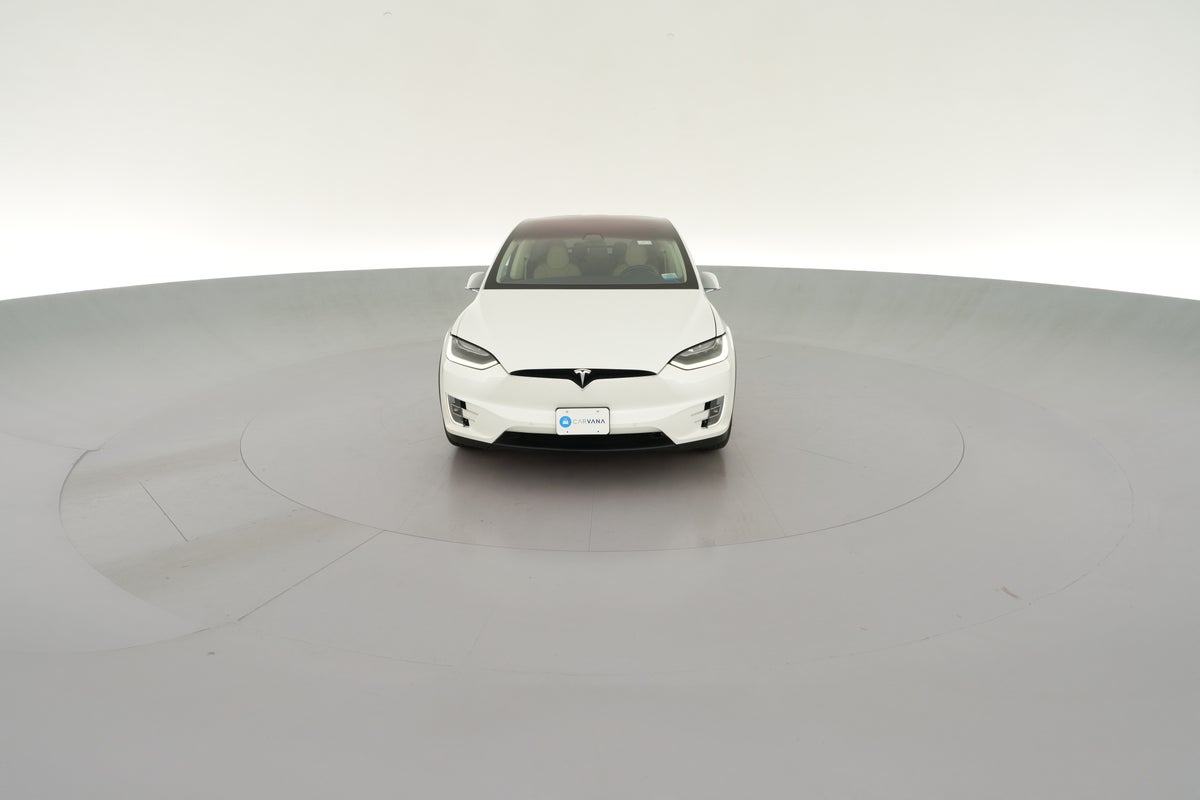 2017 Tesla Model X 75D in Pearl White Multi-Coat — 360° view 1