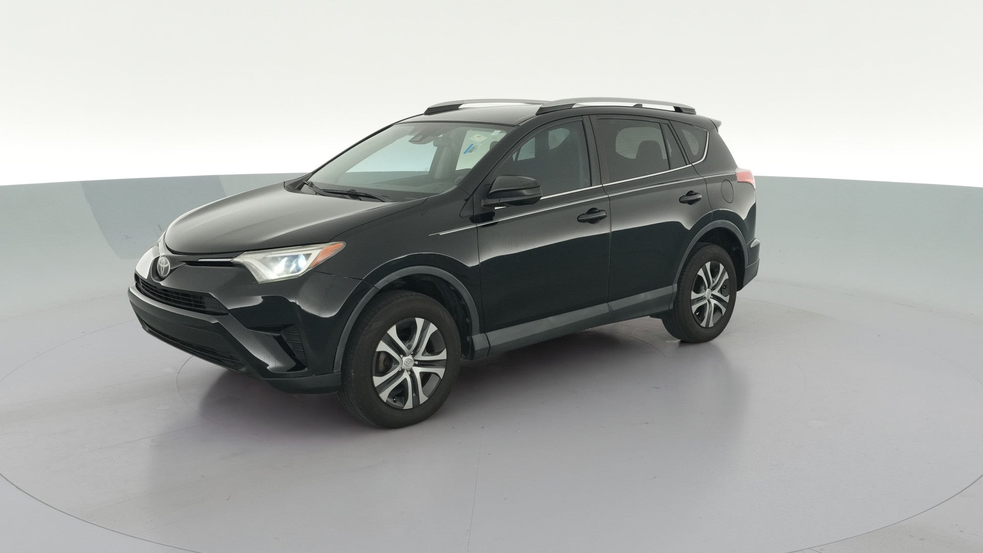 2017 Toyota RAV4 vehicle photo