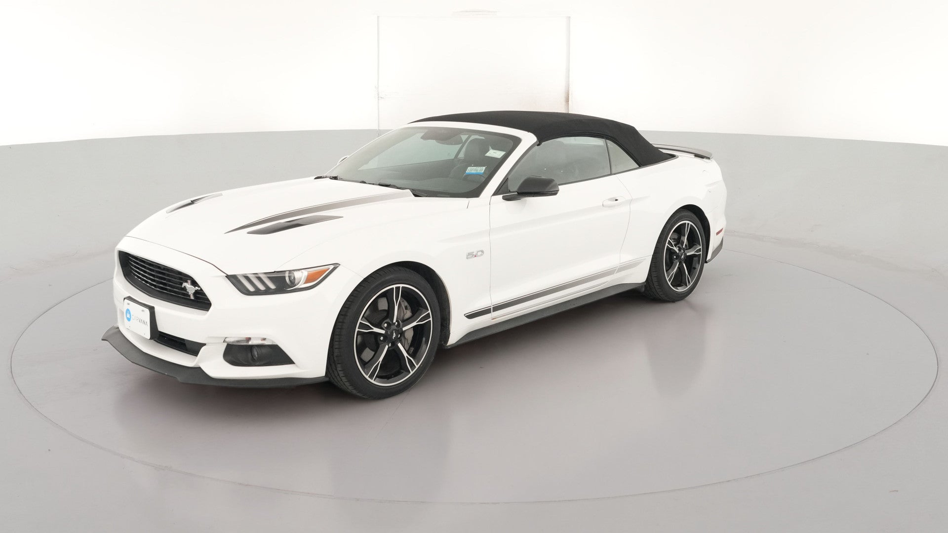 2016 Ford Mustang vehicle photo
