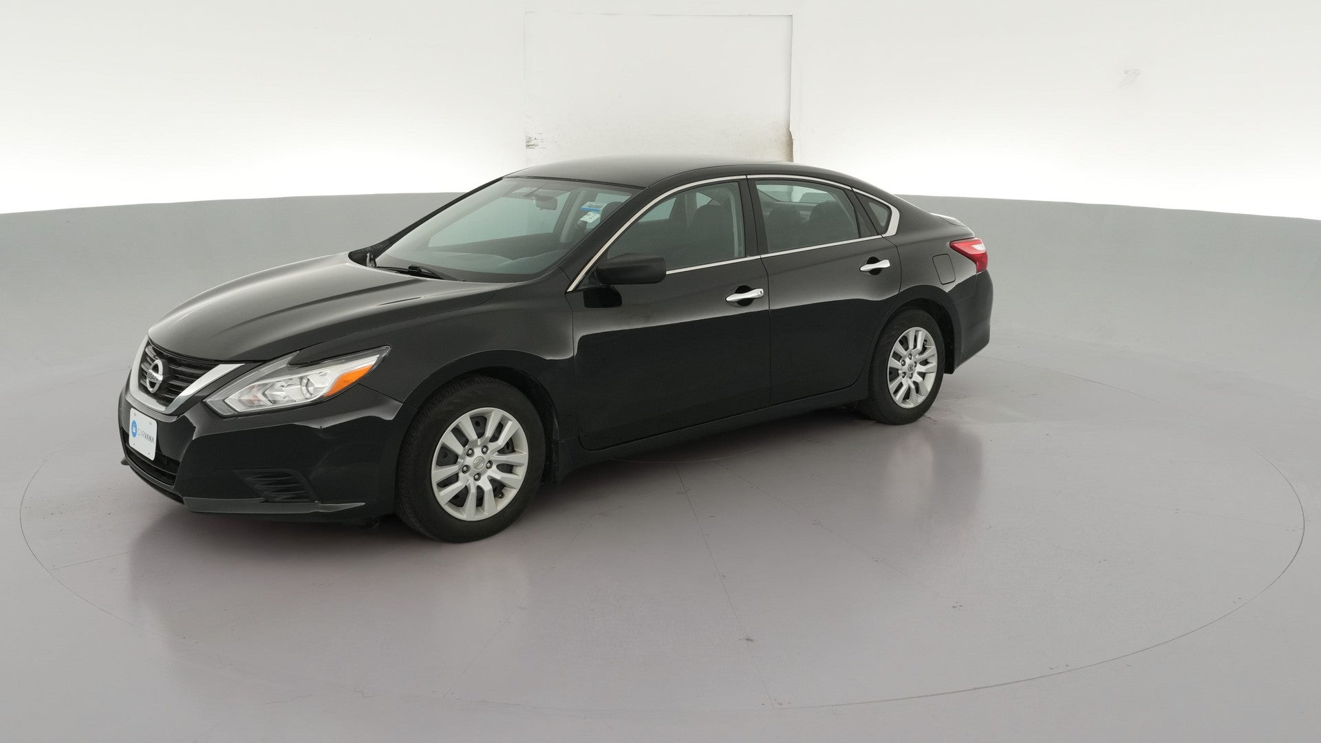2017 Nissan Altima vehicle photo