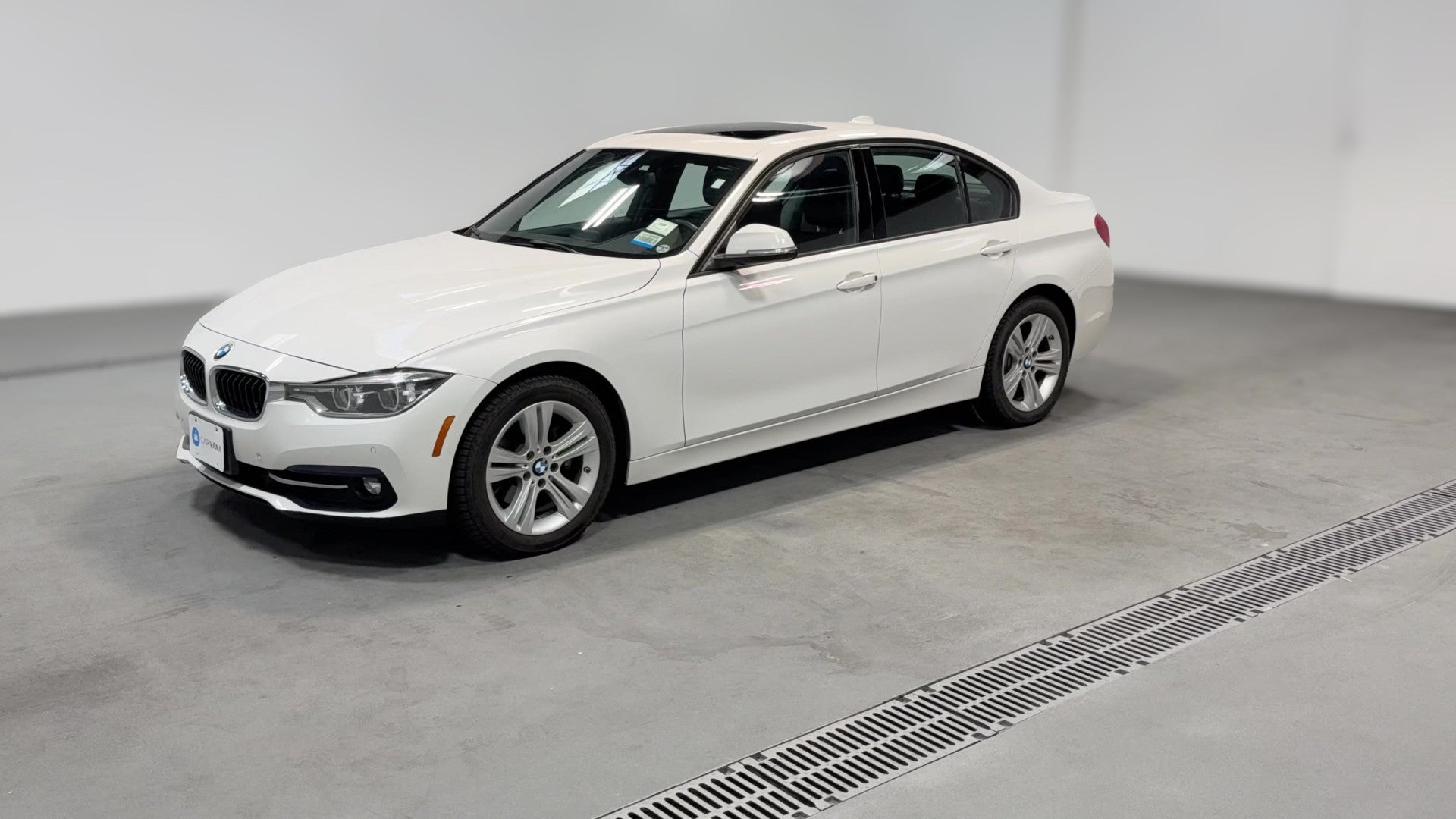 2016 BMW 3 Series vehicle photo