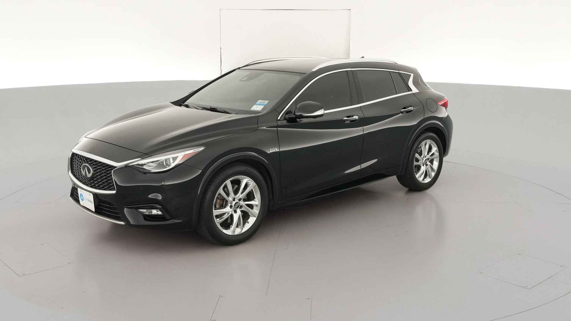 2017 INFINITI QX30 vehicle photo