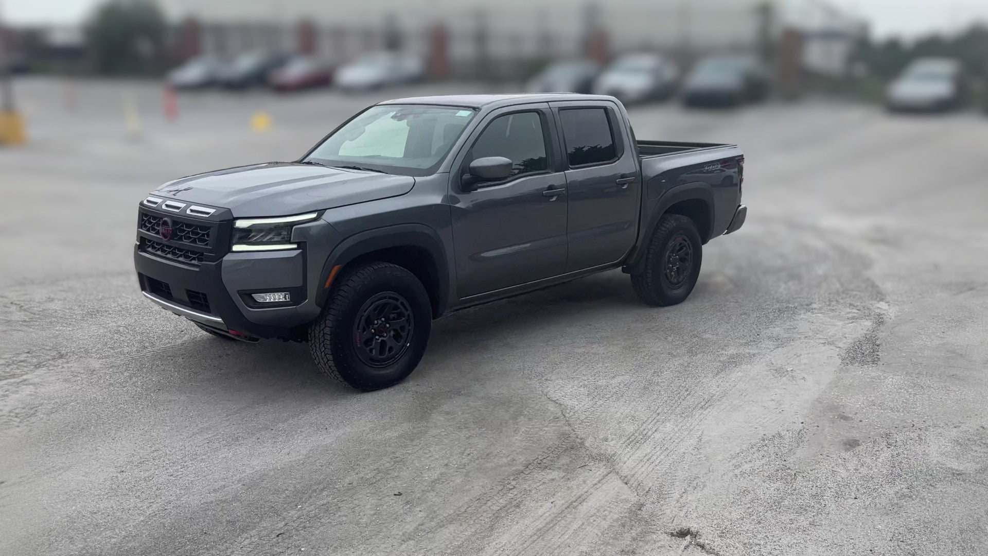 2026 Nissan Frontier Crew Cab vehicle photo
