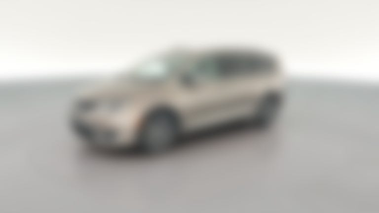 2017 Chrysler Pacifica vehicle photo