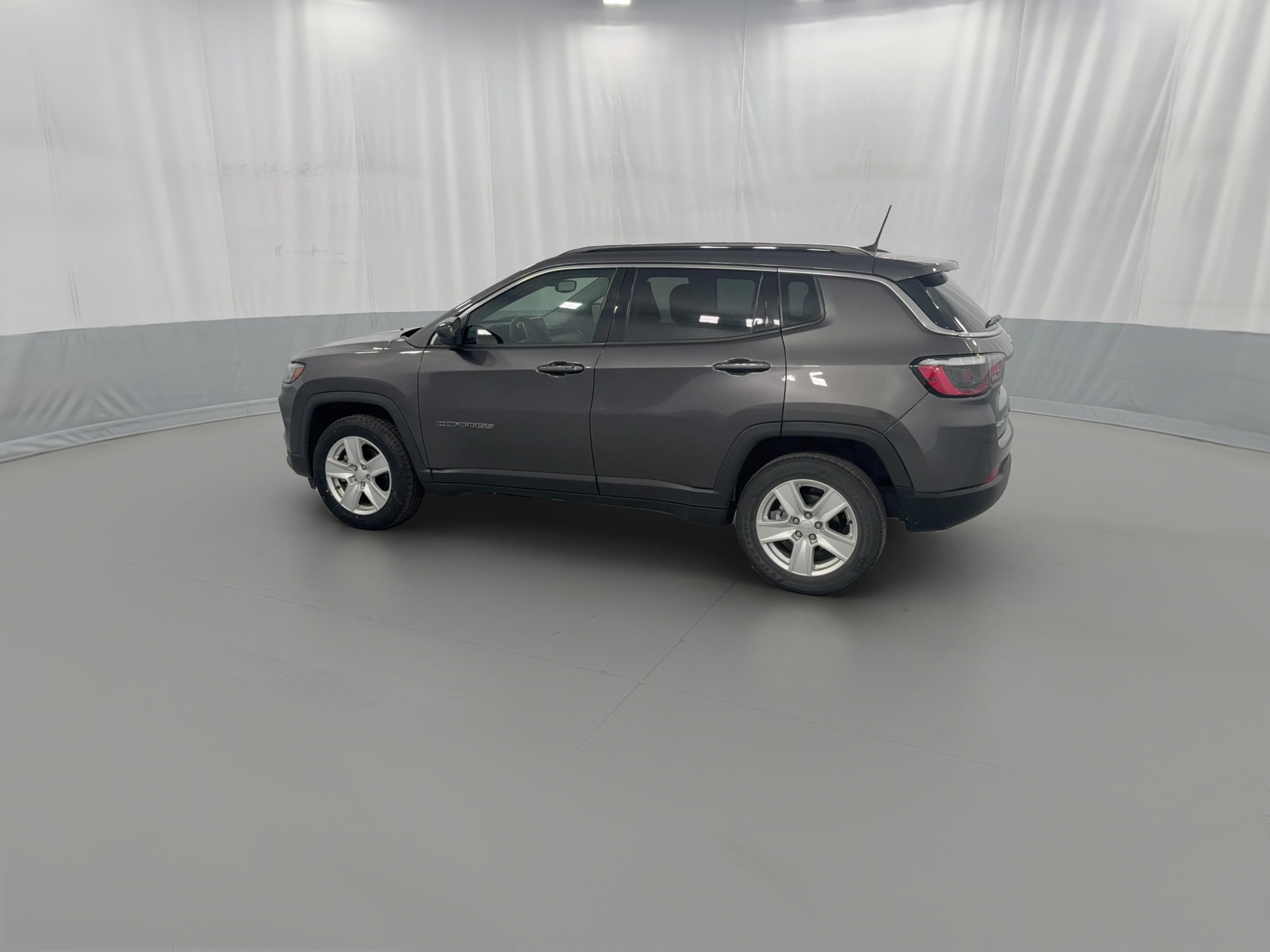 2022 Jeep Compass Latitude - Photo 29