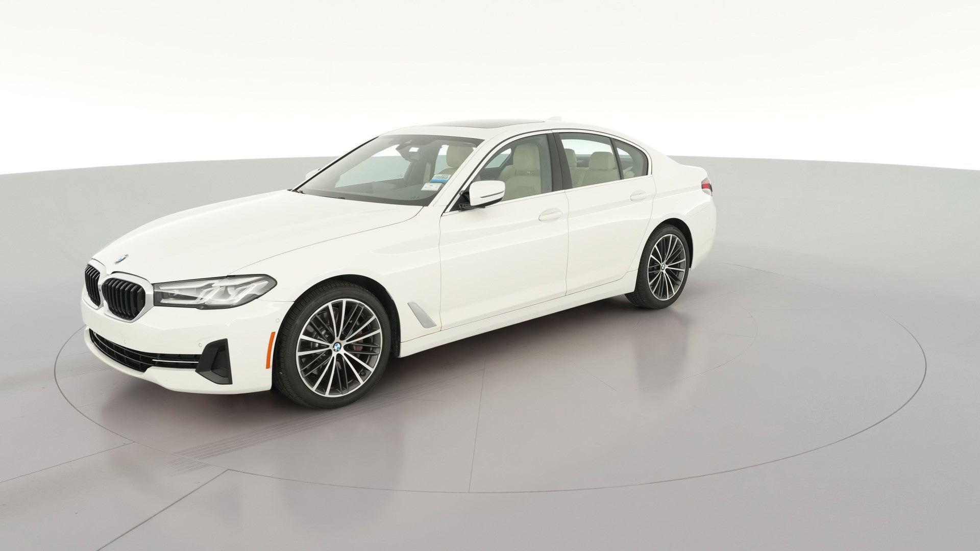 2021 BMW 5 Series vehicle photo