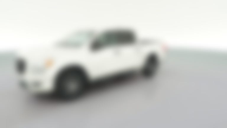 2023 Nissan Titan Crew Cab vehicle photo