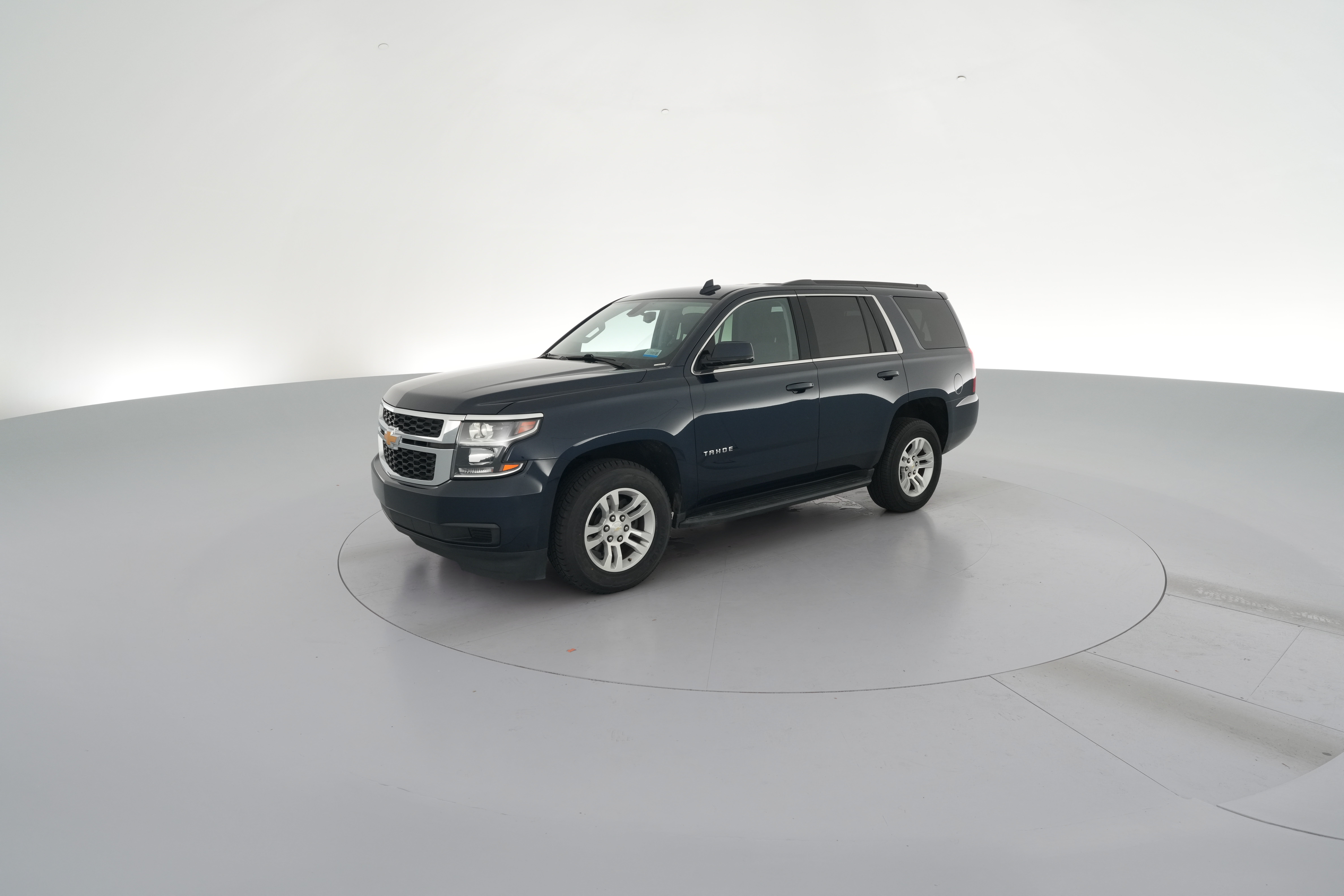 2020 Chevrolet Tahoe LS - Photo 25