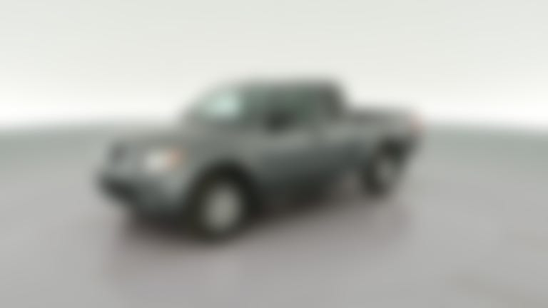 2017 Nissan Frontier King Cab vehicle photo