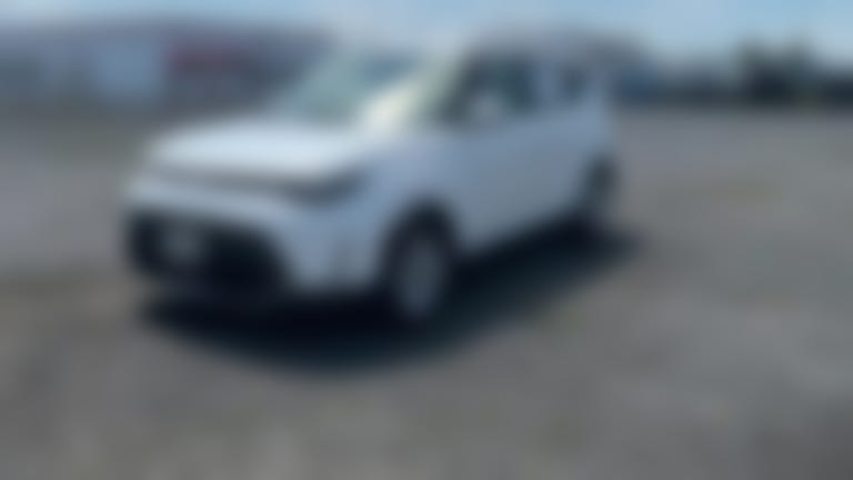 2025 Kia Soul vehicle photo